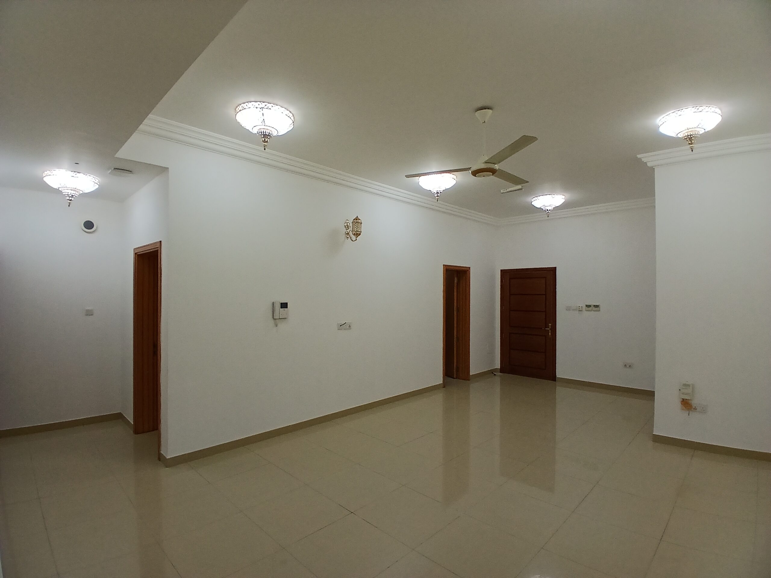 2-خوابه آپارتمان اجاره‌ای در الخویر | OMR 325/ماه | Tamlik Oman thumbnail 3