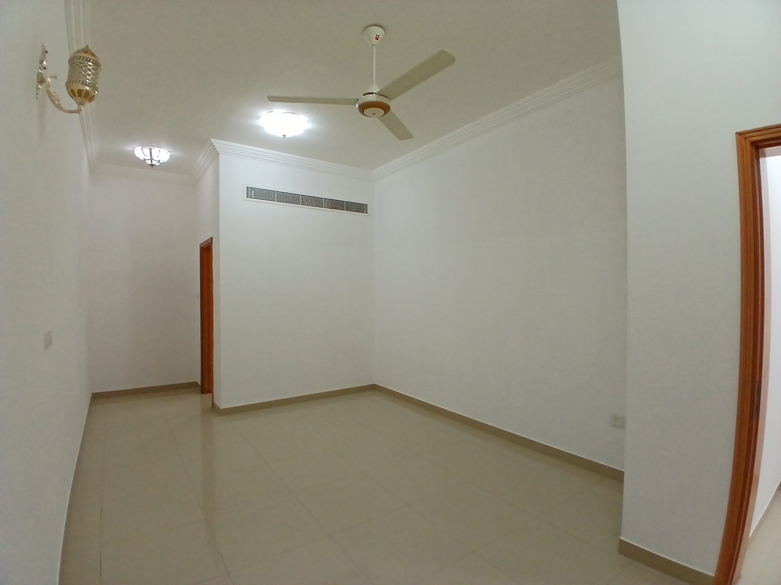 2-خوابه آپارتمان اجاره‌ای در الخویر | OMR 325/ماه | Tamlik Oman thumbnail 5