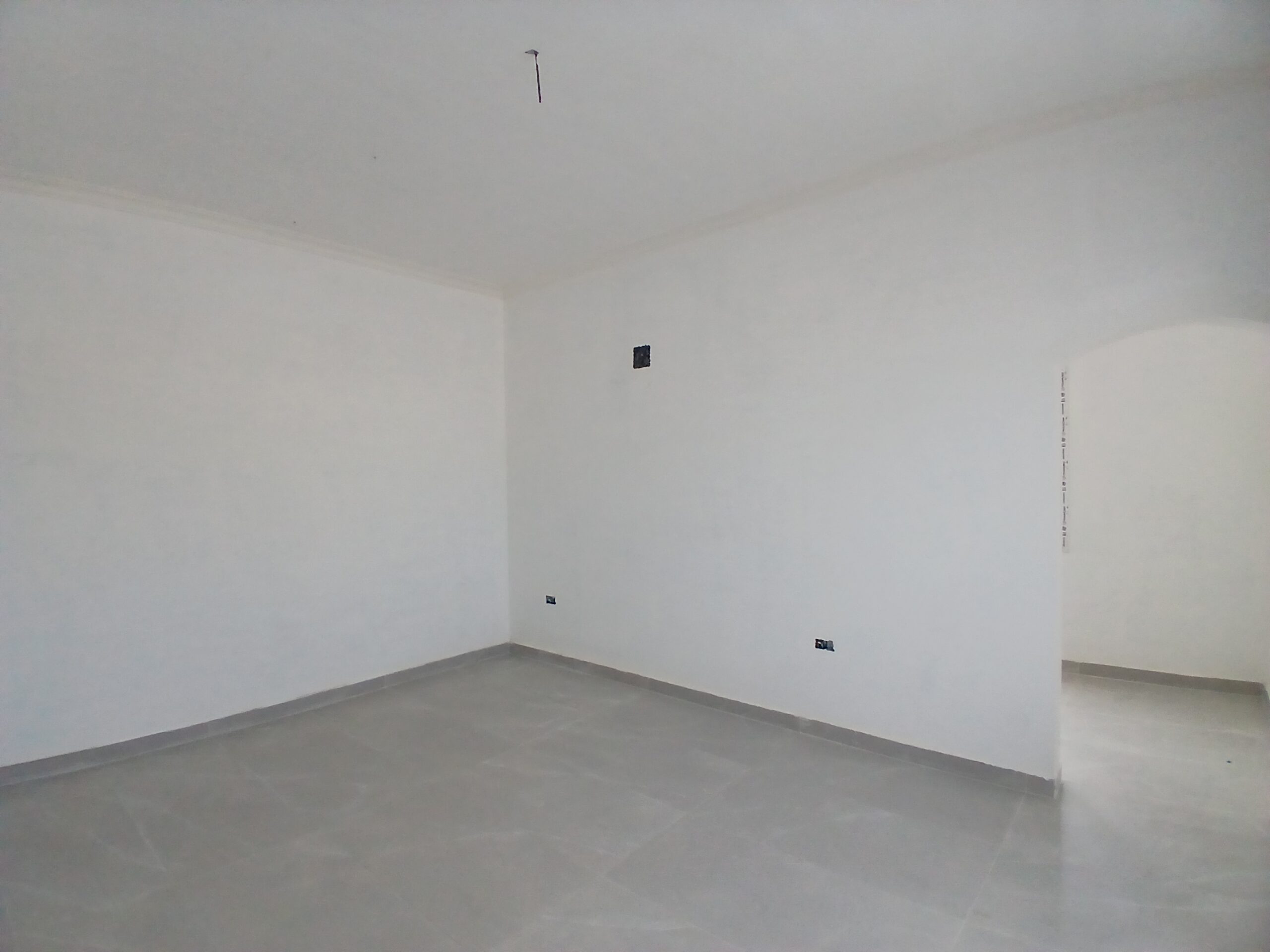 ویلای 6 خوابه فروشی در العذیبه | OMR 125,000 | Tamlik Oman thumbnail 9