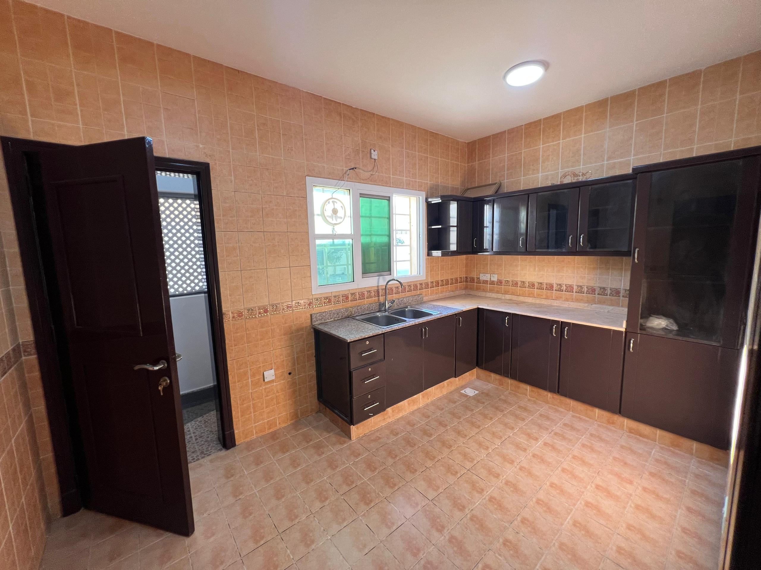 3-Bed Apartment for Rent in Al Ghubra South | OMR 350/mo | Tamlik Oman thumbnail 4