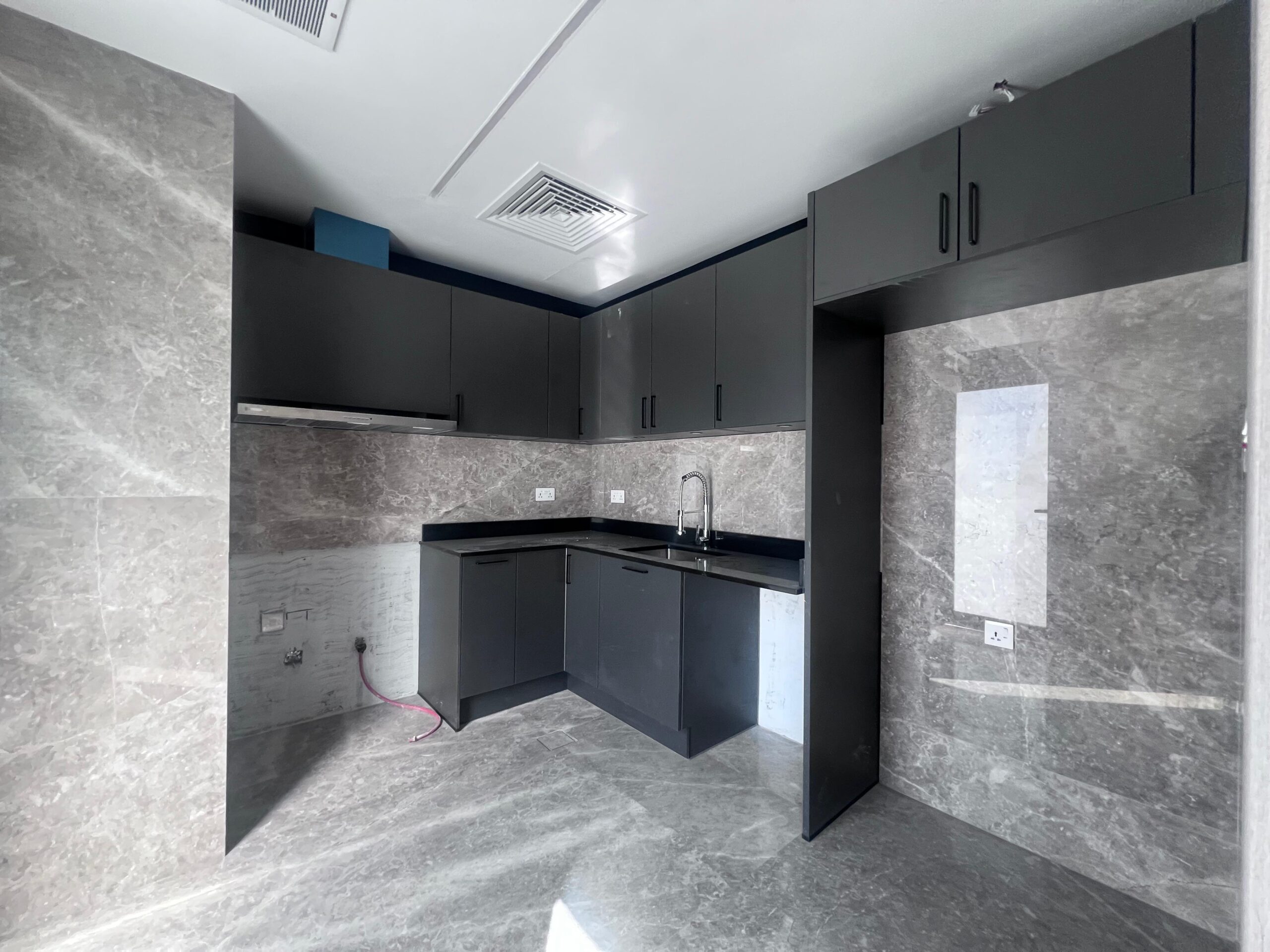 Qurum 4-Bed 出租別墅 | 每月 OMR 3,000 | Tamlik Oman thumbnail 3