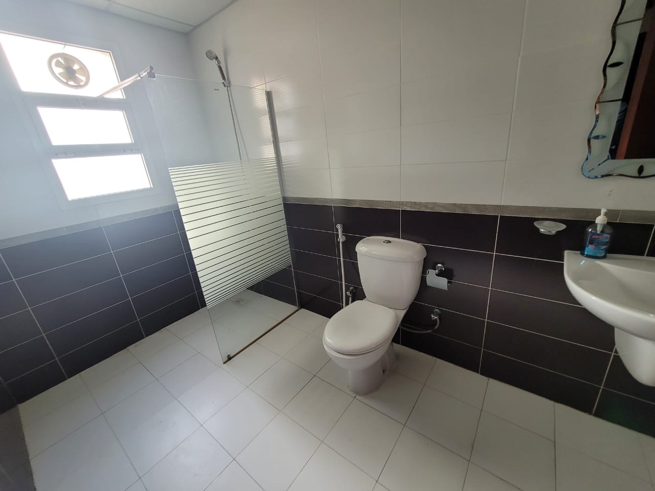 Al Mawaleh 南區出售 5 臥室別墅 | OMR 130,000 | Tamlik Oman thumbnail 3