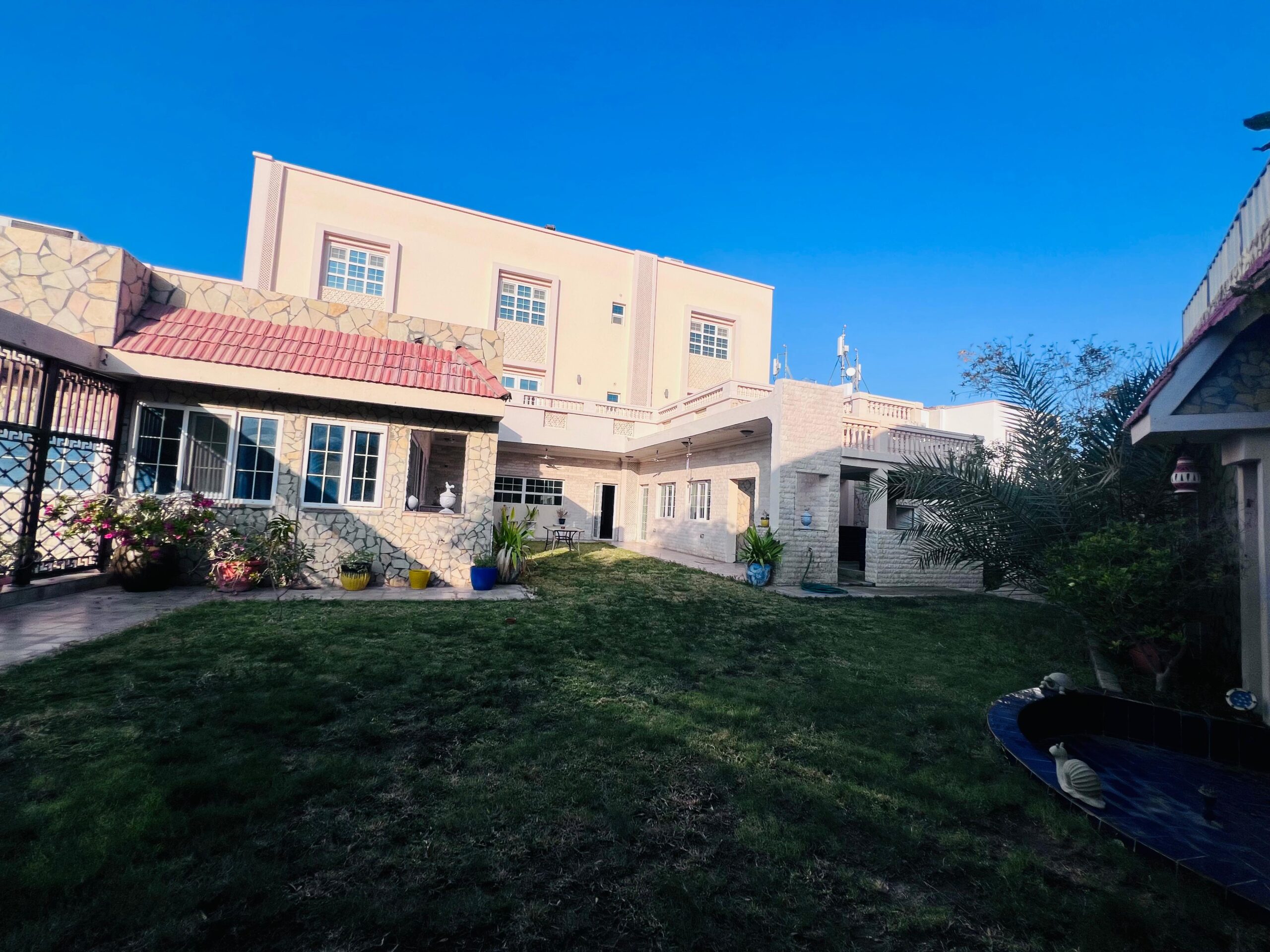 ویلا ۷ خوابه برای اجاره در مدینة الإعلام | OMR 3,000/mo | Tamlik Oman thumbnail 12