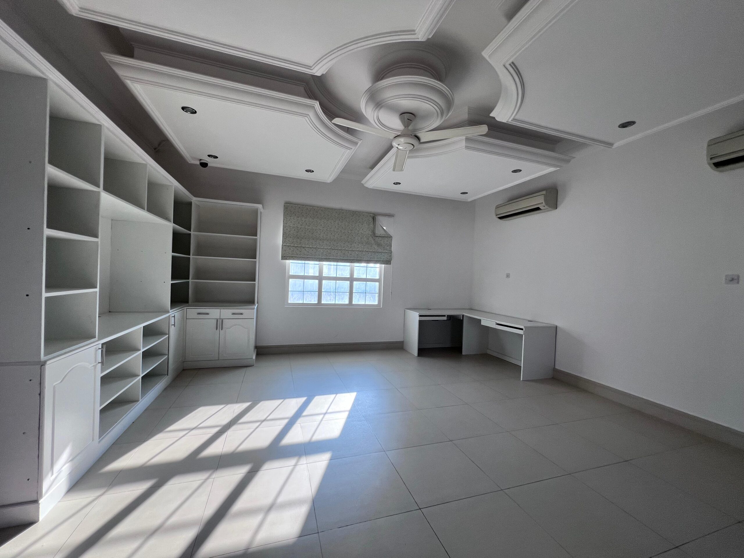 ویلا ۷ خوابه برای اجاره در مدینة الإعلام | OMR 3,000/mo | Tamlik Oman thumbnail 4