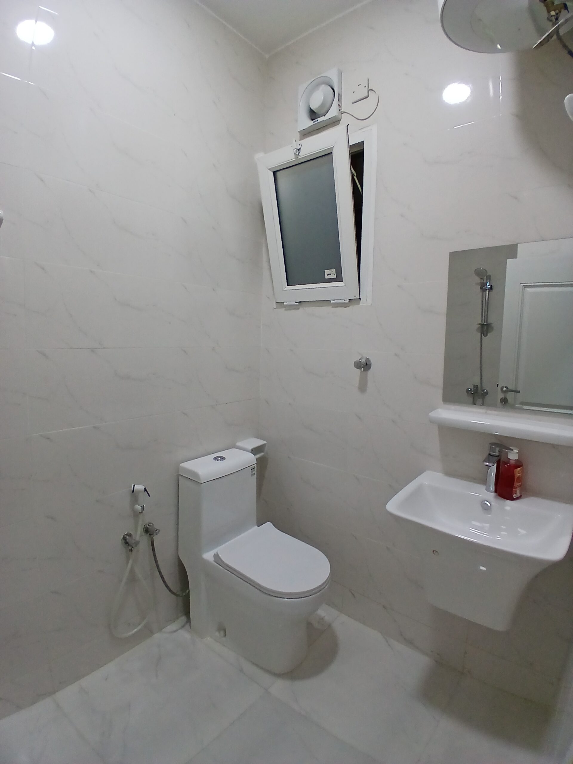 آپارتمان 3 خوابه فروشی در المعبیلة | OMR 55,000 | Tamlik عمان thumbnail 6