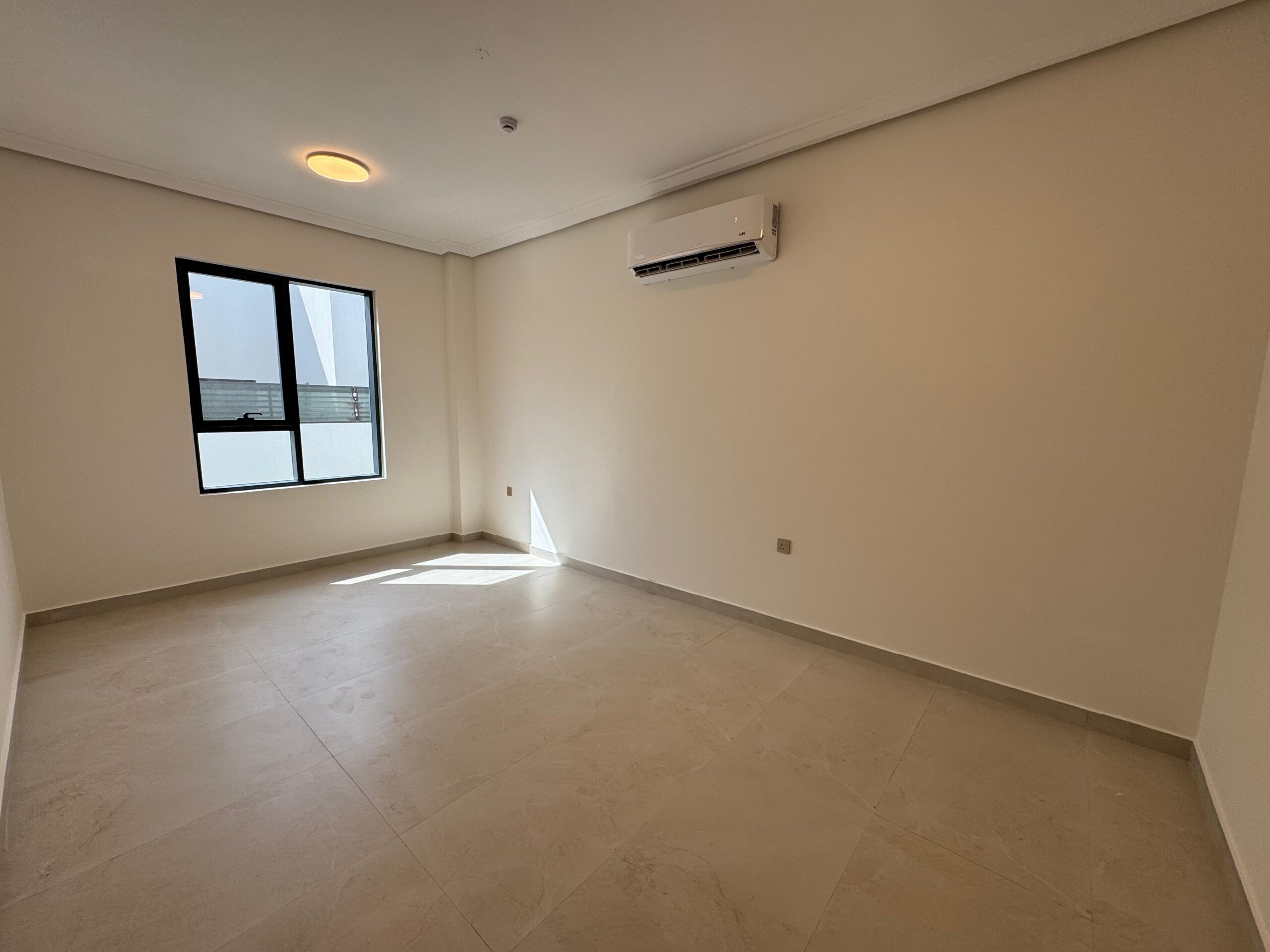 2-комнатная квартира в аренду в Башре | OMR 350/мес | Tamlik Oman thumbnail 3