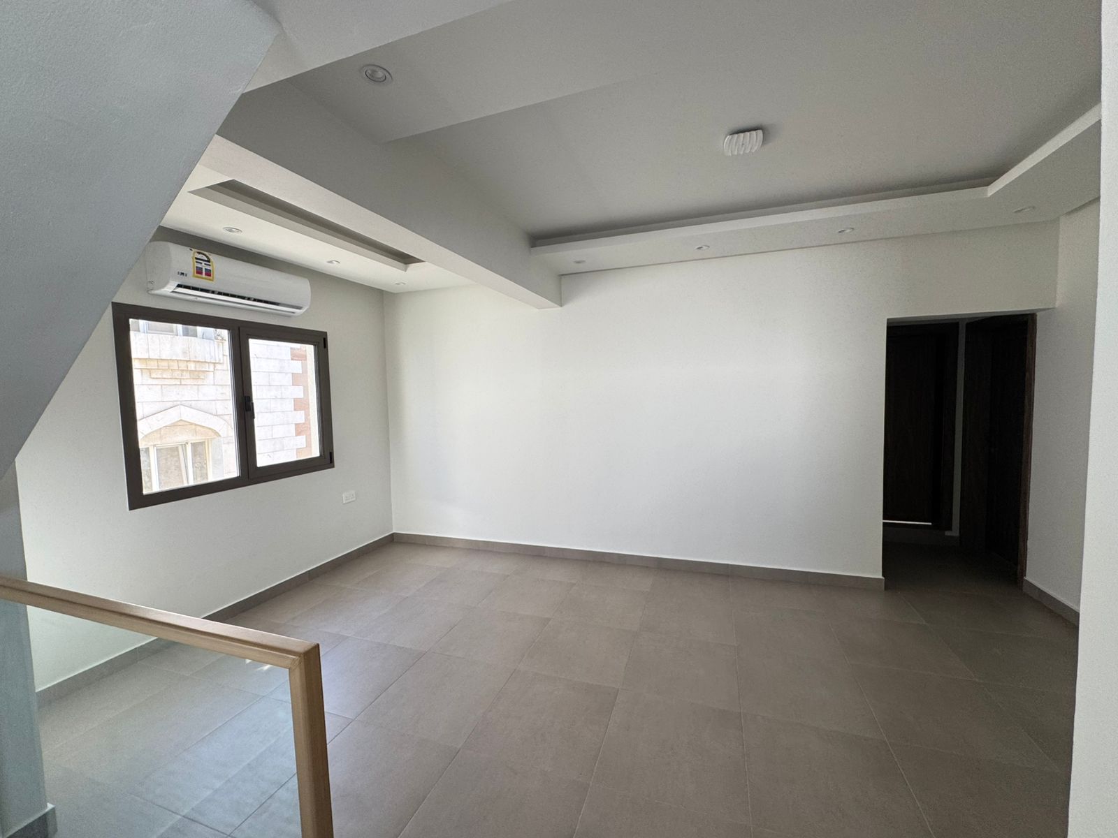 Al Qurum 出租 3 臥室別墅 | 每月 OMR 850 | Tamlik Oman thumbnail 4