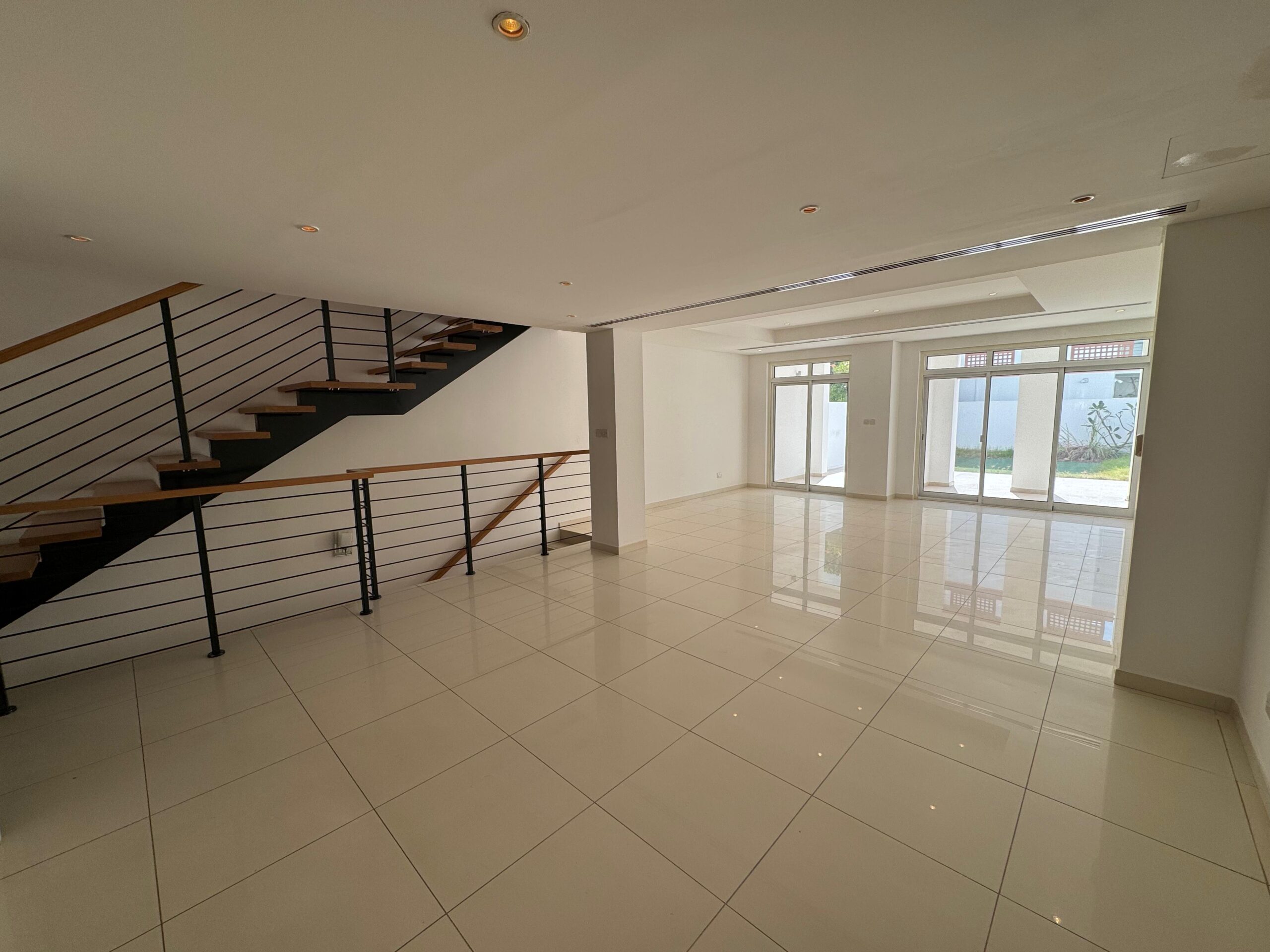 2-Bed تاون‌هاوس اجاره‌ای در الموج | OMR 750/mo | Tamlik عمان thumbnail 3