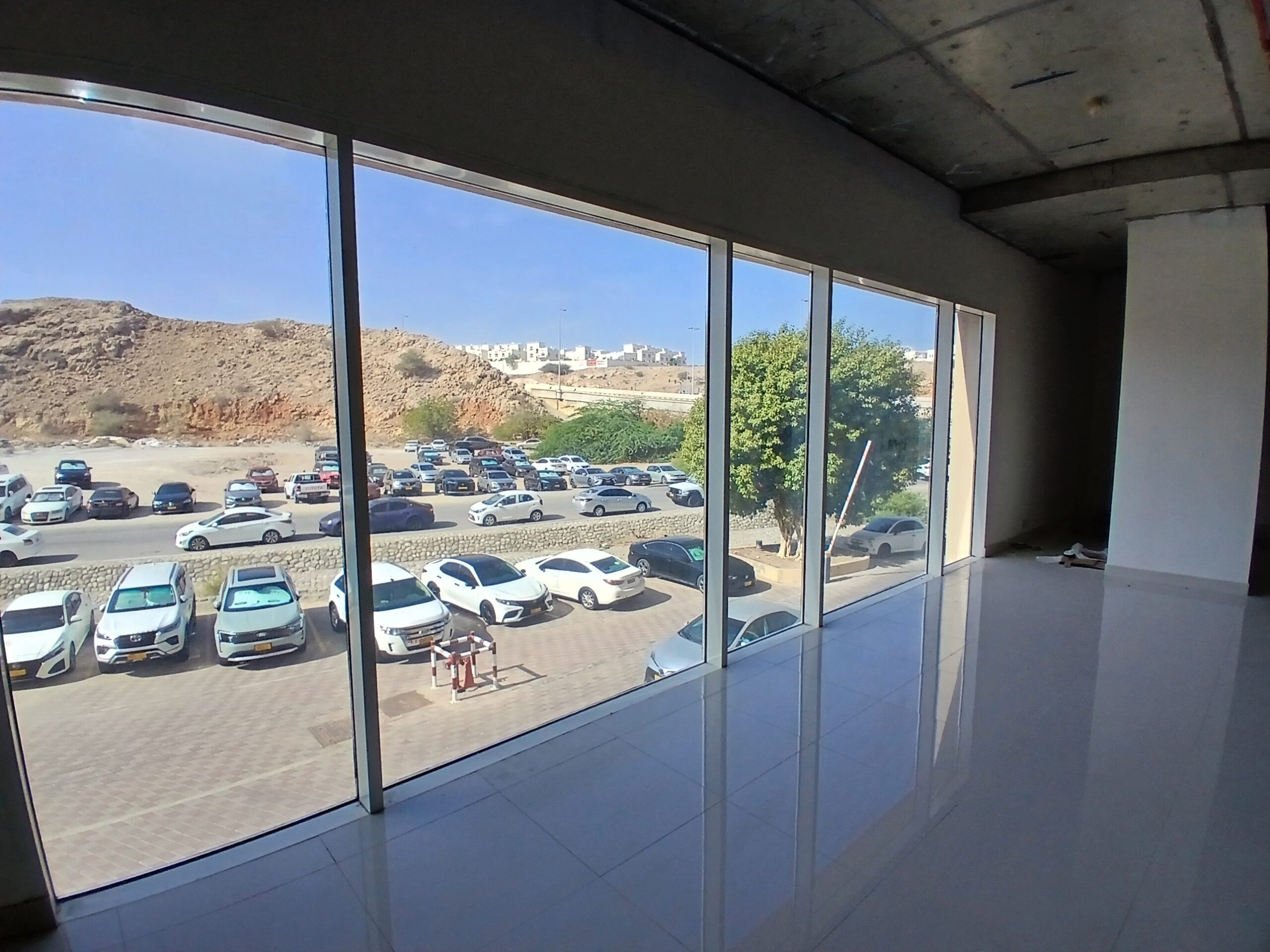 دفتر کار اجاره در القرم | 230متر مربع | OMR 1,150/ماه | Tamlik Oman thumbnail 9