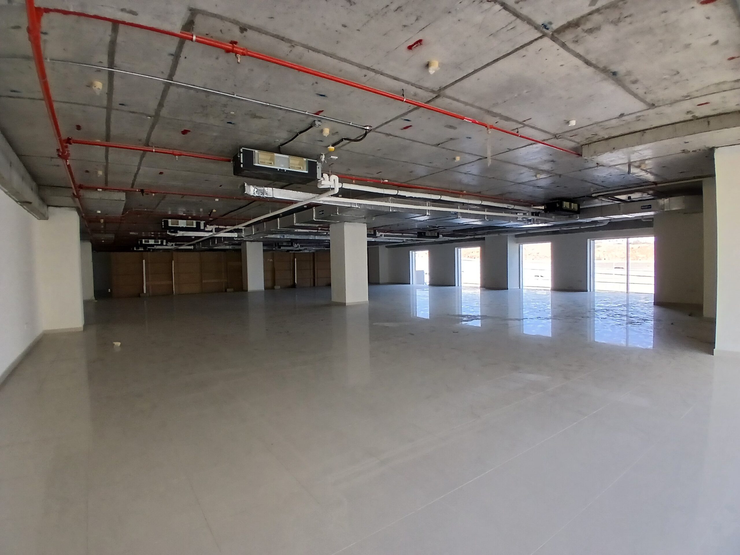 دفتر کار اجاره در القرم | 230متر مربع | OMR 1,150/ماه | Tamlik Oman thumbnail 5