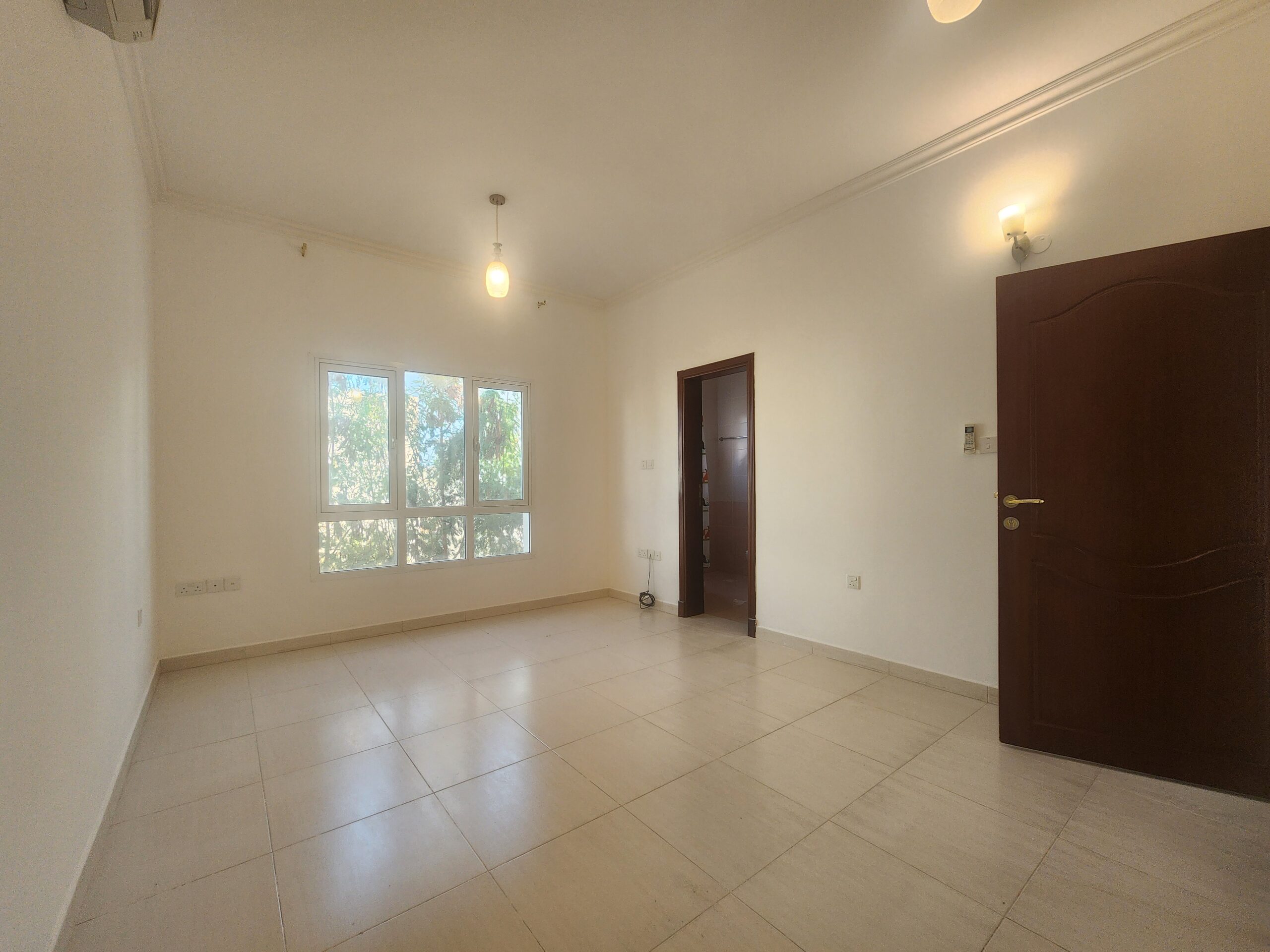 5-Bed Villa for Rent in Al Mawaleh North | OMR 600/mo | Tamlik Oman thumbnail 7