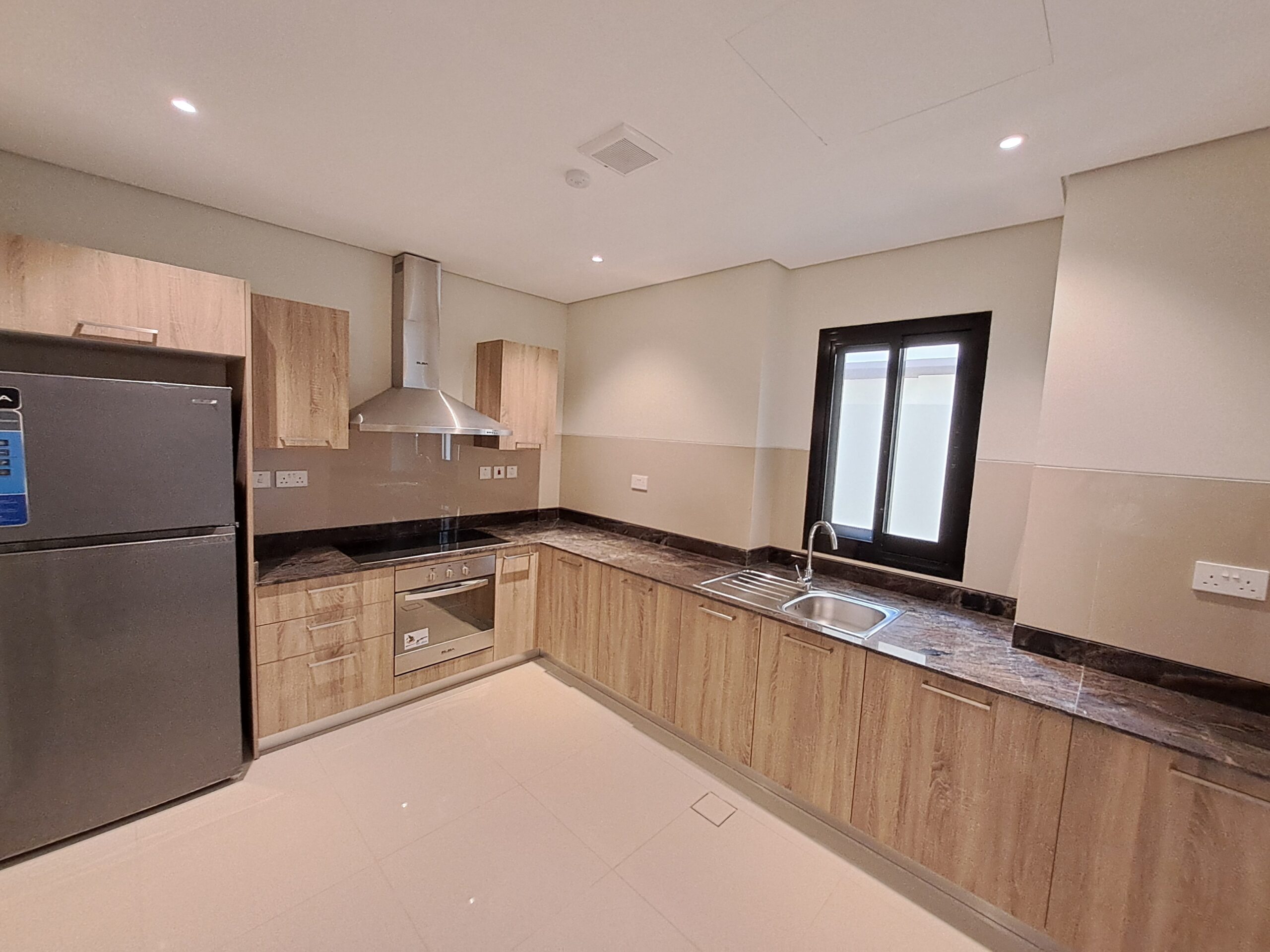 ویلا 3 خوابه برای اجاره در بوشهر | OMR 800/ماه | Tamlik عمان thumbnail 7