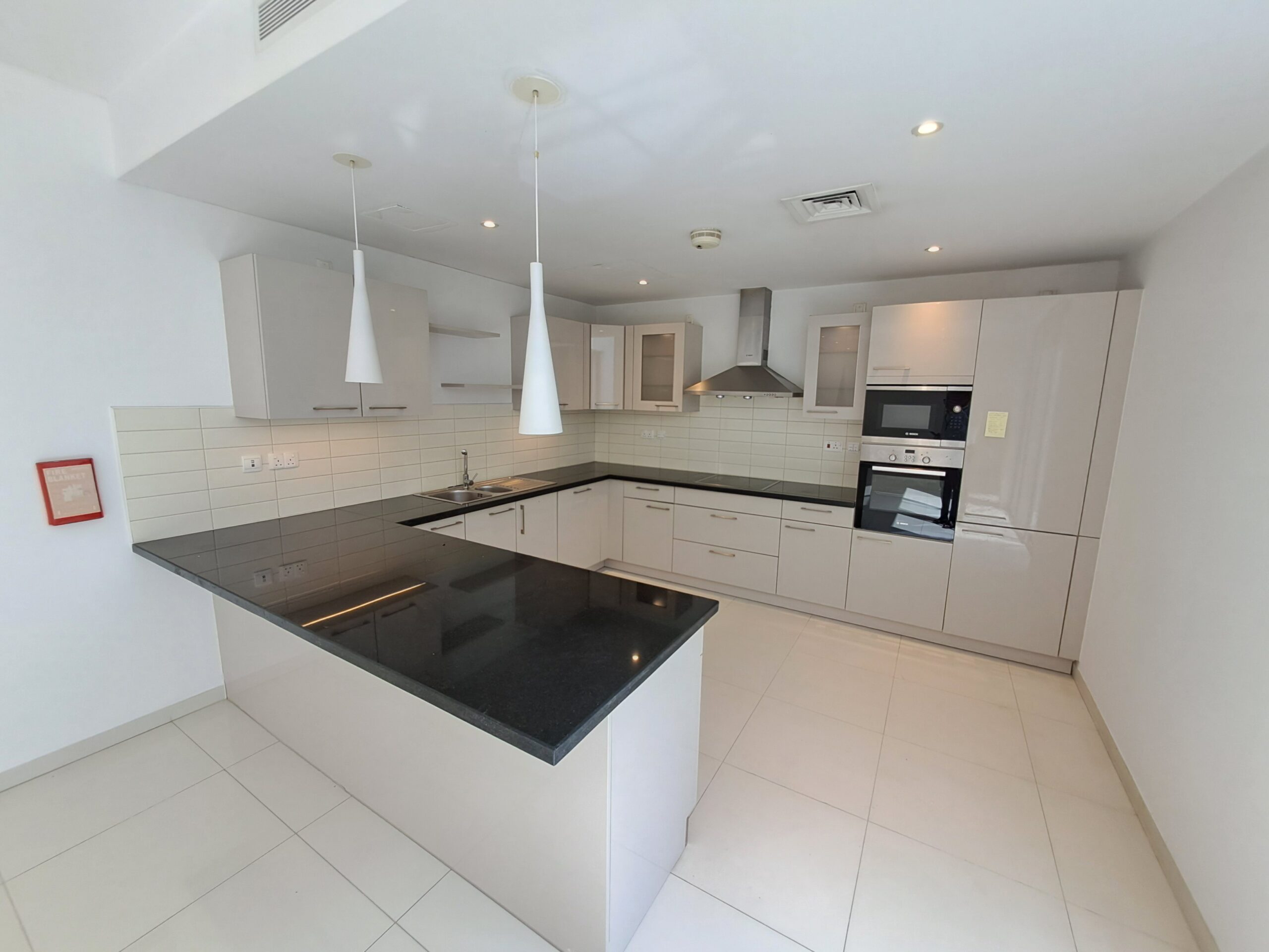 3-Bed Al Mouj 出租聯排別墅 | 每月 OMR 1,400 | Tamlik Oman thumbnail 6