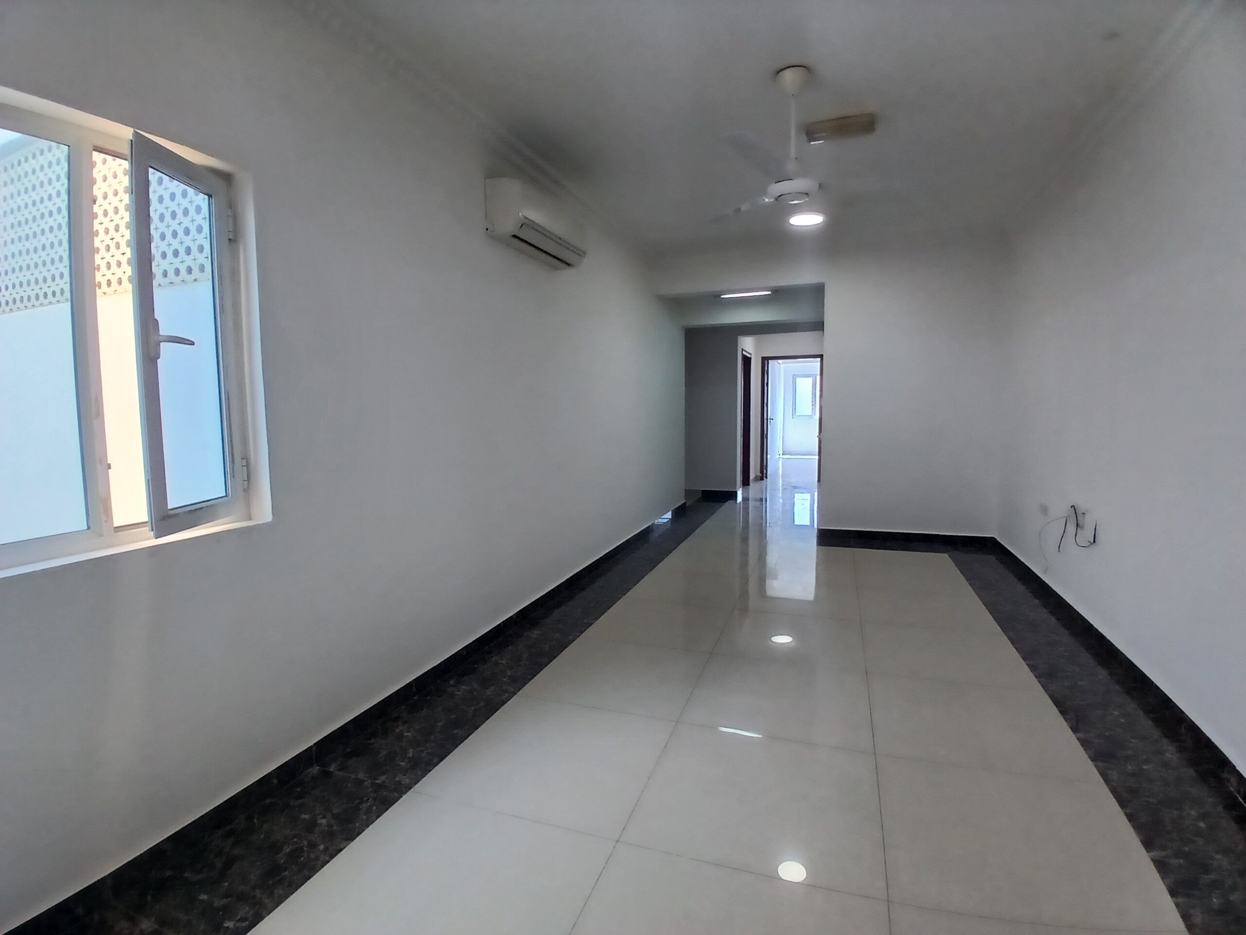 آپارتمان 2 خوابه اجاره‌ای در المعبیلة | OMR 240/ماه | Tamlik عمان thumbnail 2