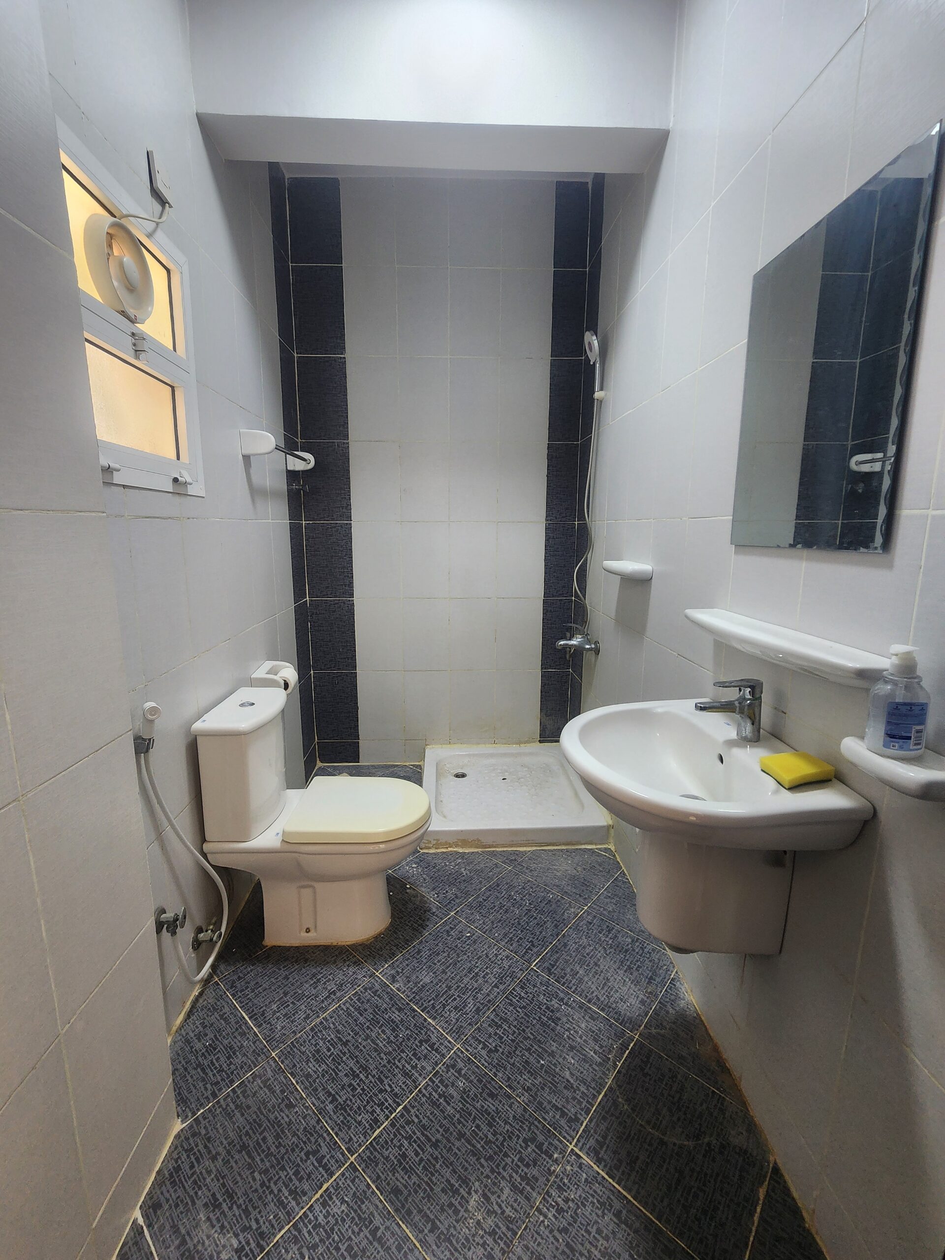 1-Bed Apartment for Rent in Bawshar | OMR 180/mo | Tamlik Oman thumbnail 5