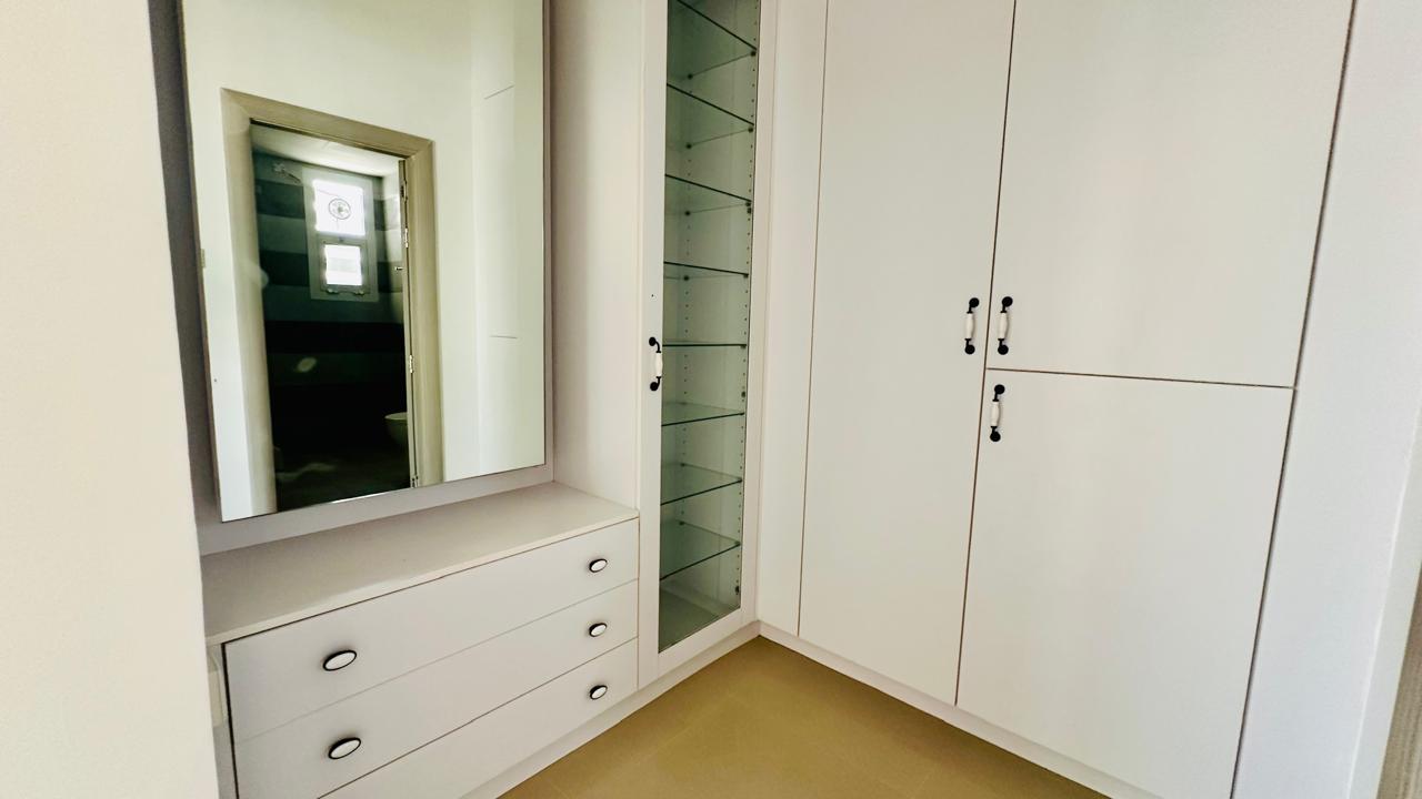 ویلای ۵ خوابه برای فروش در العذیبه شمالی | OMR 139,900 | Tamlik Oman thumbnail 3