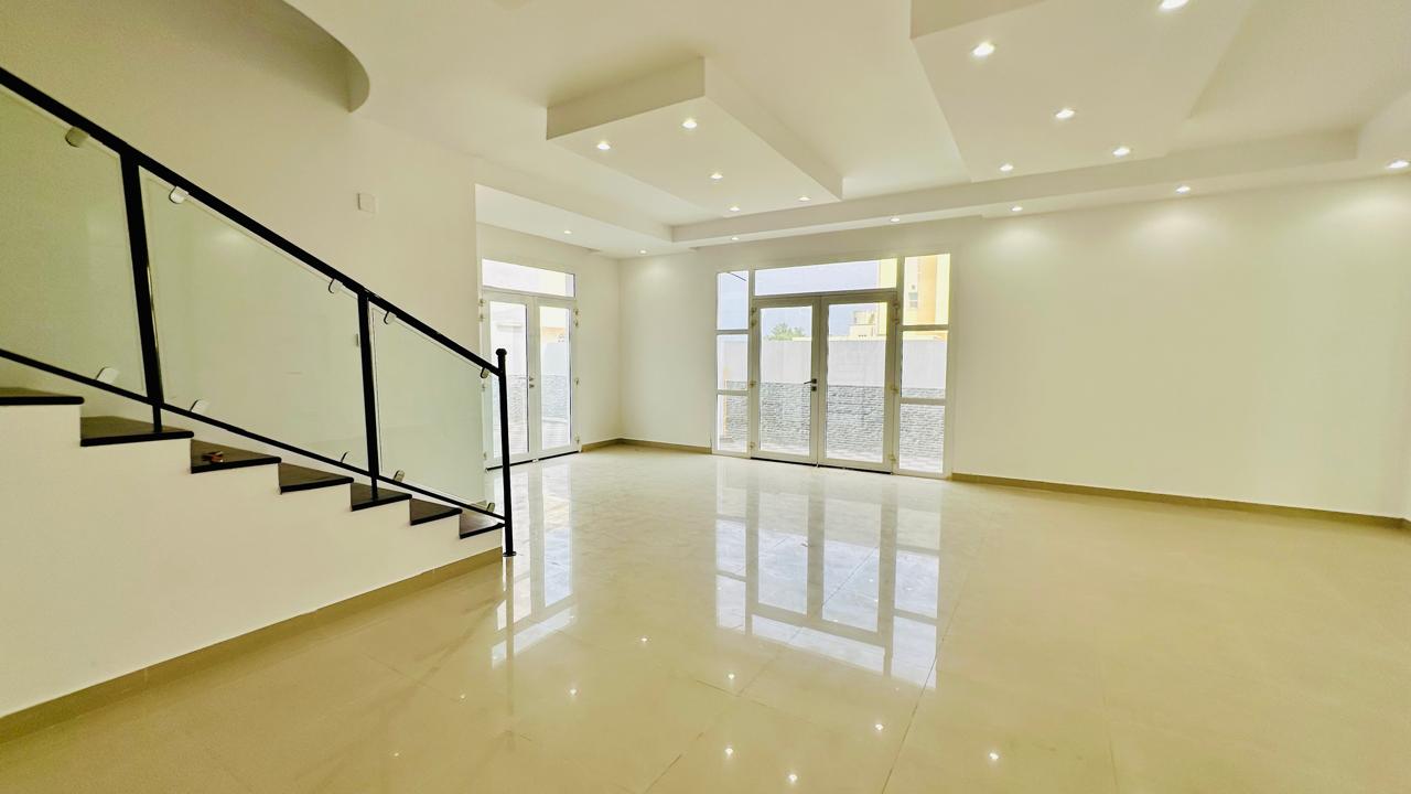 ویلای ۵ خوابه برای فروش در العذیبه شمالی | OMR 139,900 | Tamlik Oman thumbnail 7