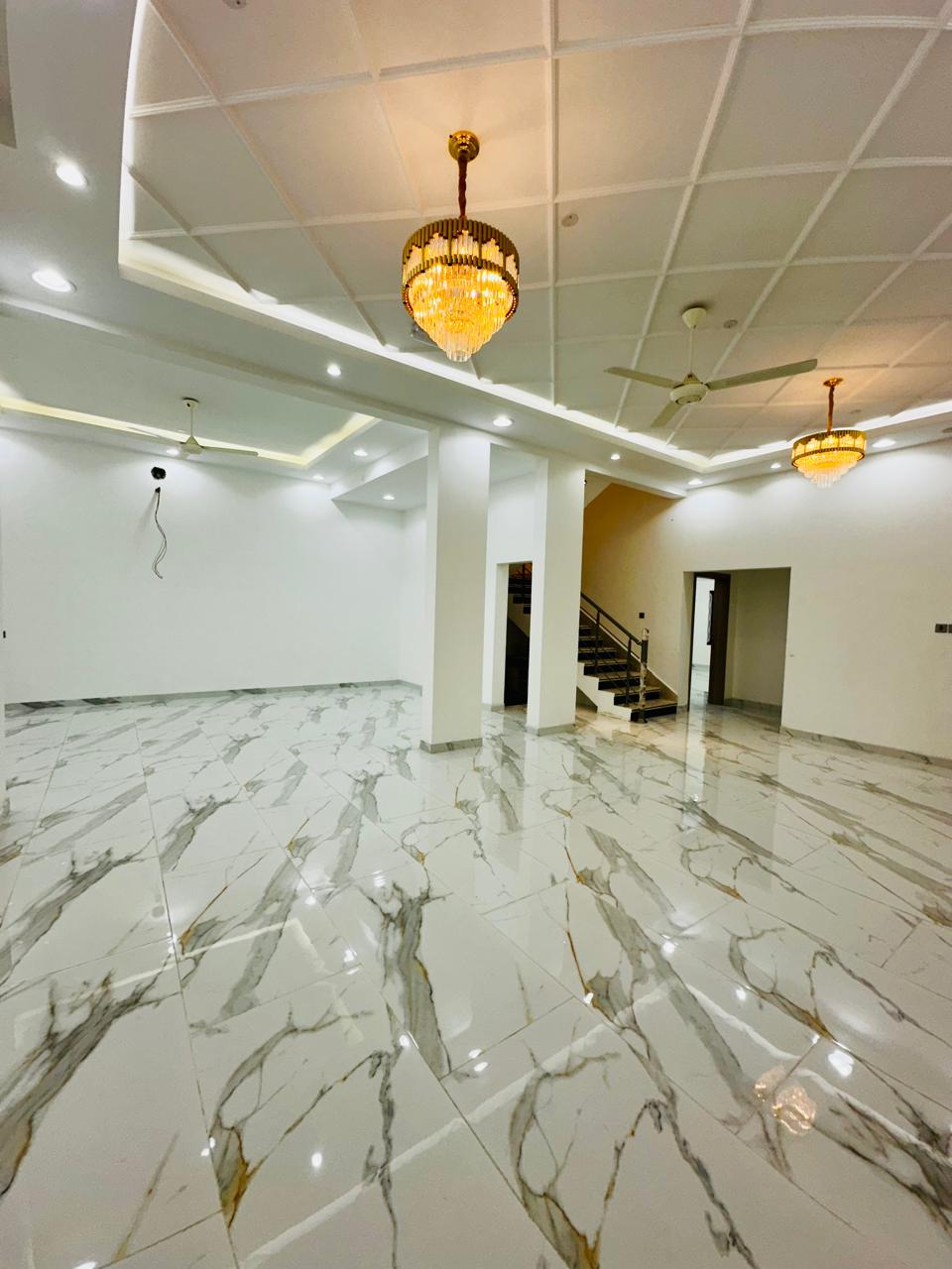 Al Mawaleh South 出售 6 臥室別墅 | OMR 133,900 | Tamlik Oman thumbnail 9