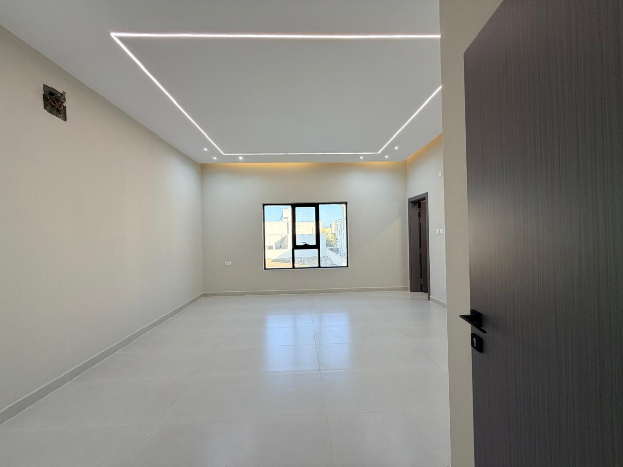 ویلای 5 خوابه فروشی در المعبیلة | OMR 72,000 | Tamlik عمان thumbnail 4