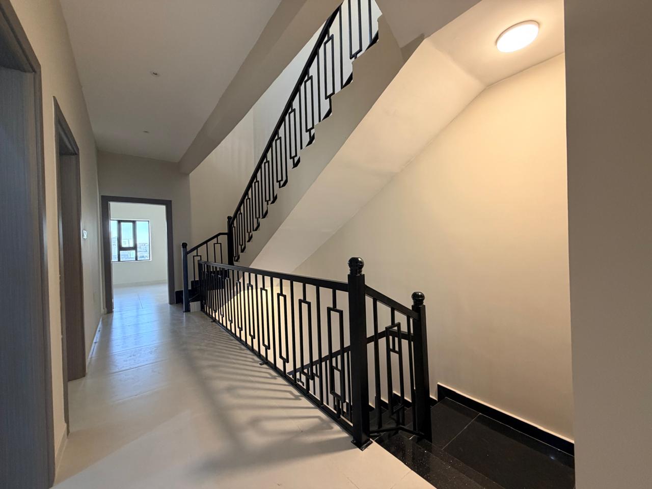 ویلای 5 خوابه فروشی در المعبیلة | OMR 72,000 | Tamlik عمان thumbnail 8