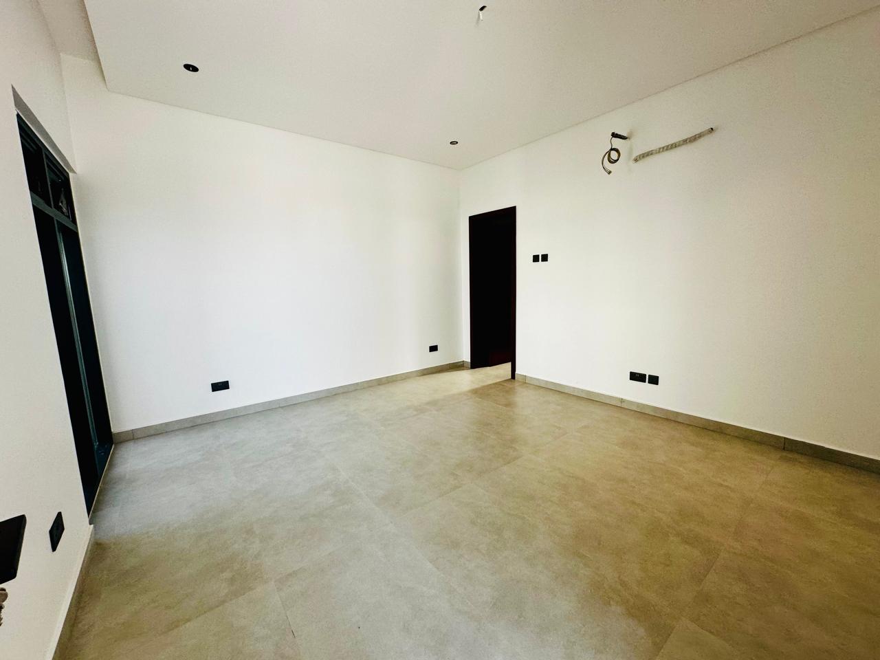 ویلای ۴ خوابه فروشی در العذیبه | OMR ۱۷۰,۰۰۰ | تملیک عمان thumbnail 7