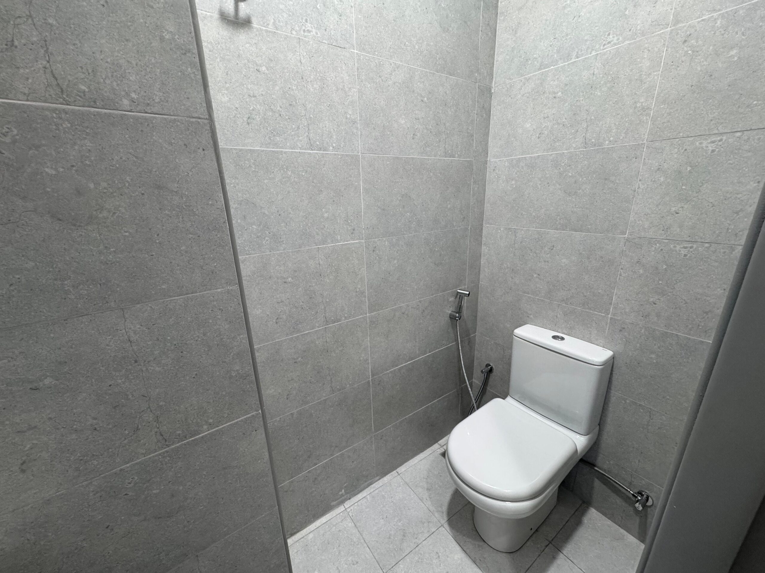 2-Bed آپارتمان اجاره‌ای در العذیبه | OMR 450/mo | Tamlik Oman thumbnail 6