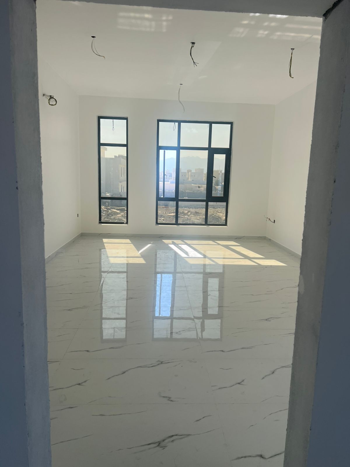 5-Bed Villa for Sale in Al Maabila | OMR 74,000 | Tamlik Oman thumbnail 4