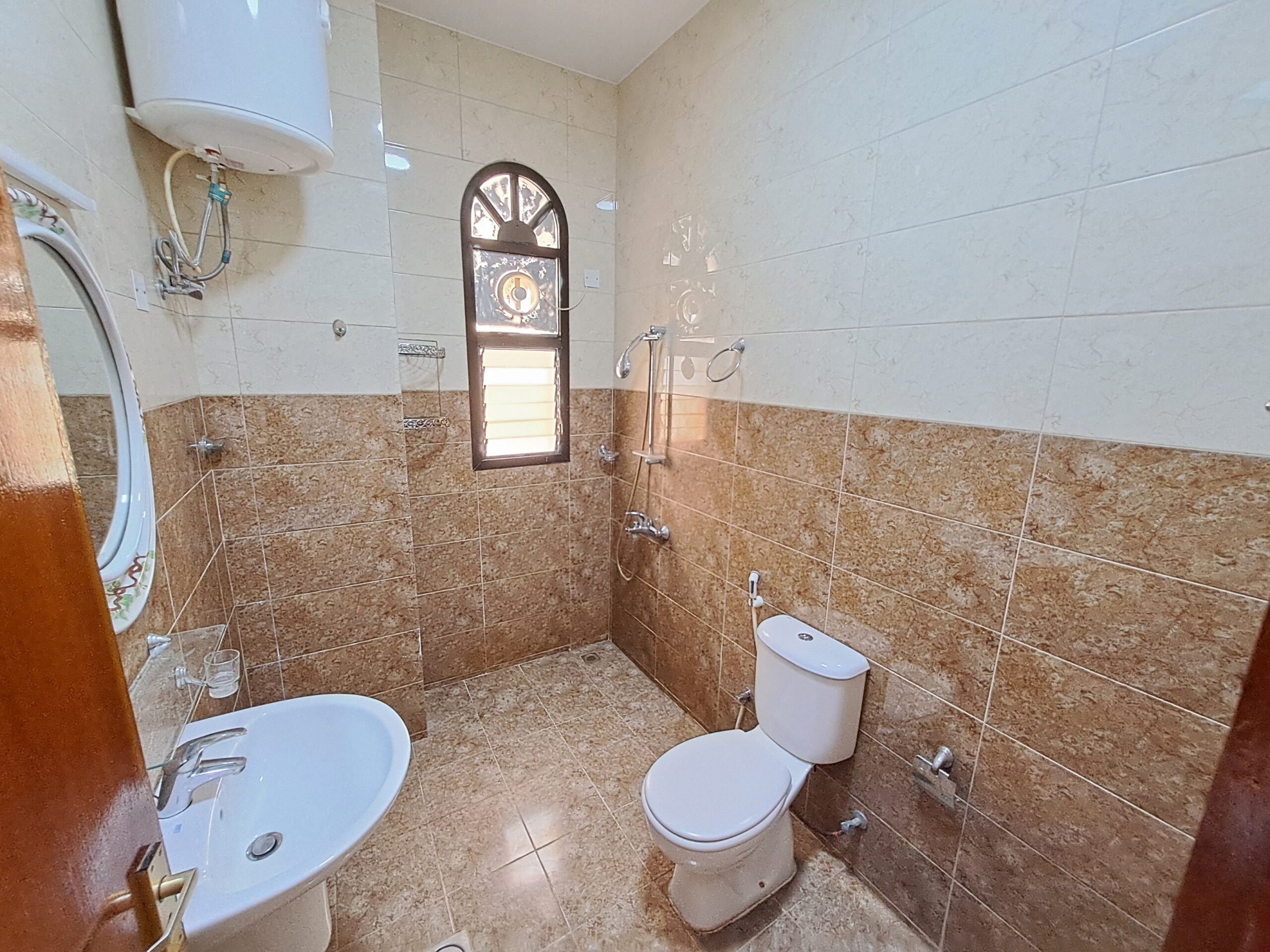 ویلا 3 خوابه اجاره در القرم | OMR 450/ماه | Tamlik thumbnail 5