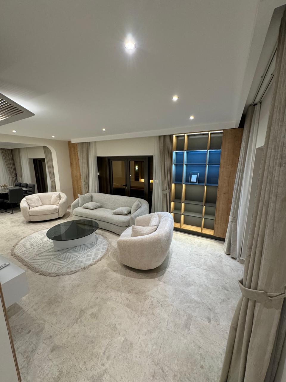 4-Bed Вилла в аренду в Аль-Курум | OMR 1,500/мес | Tamlik Oman thumbnail 8