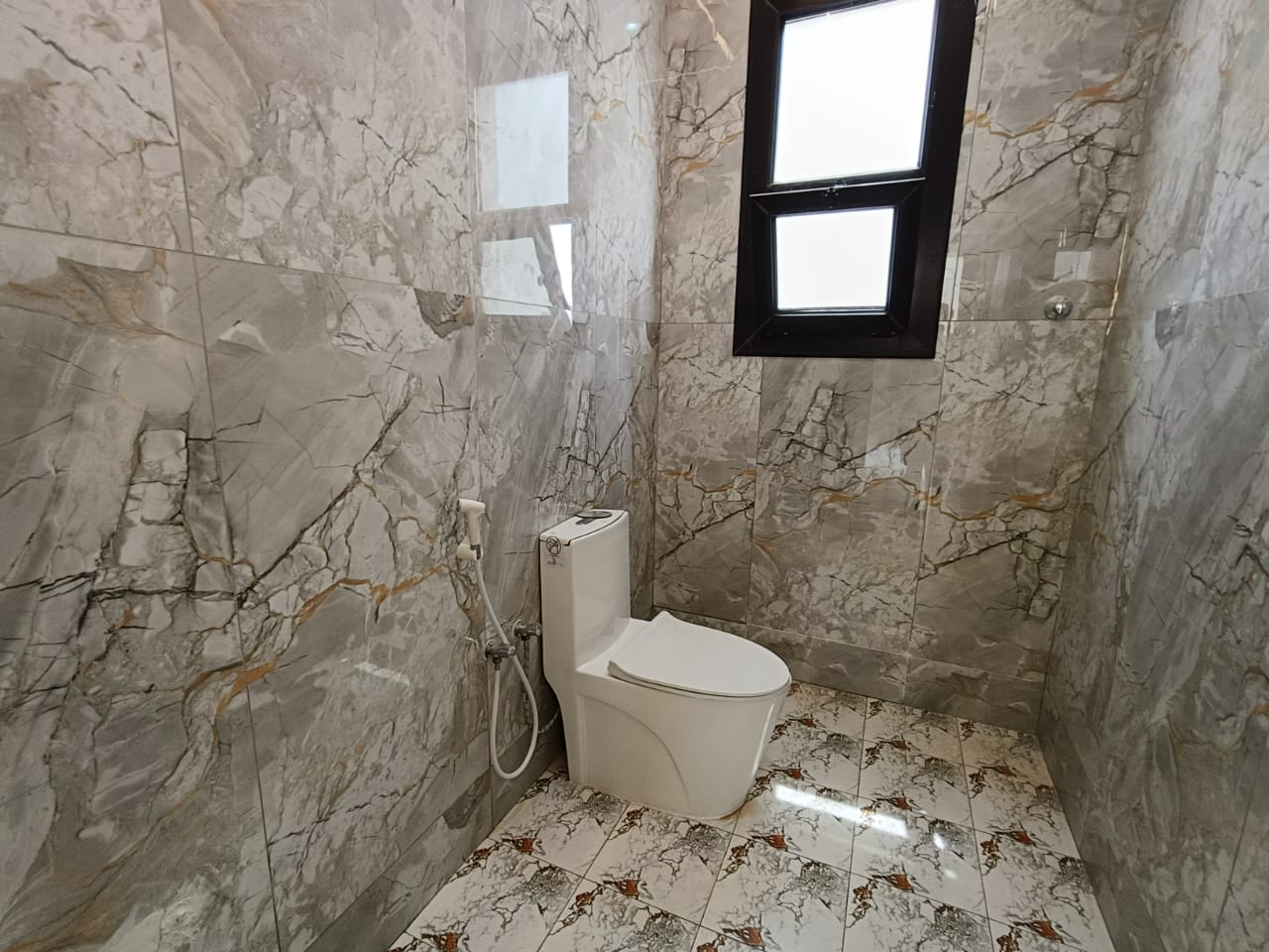 Al Mawaleh 出售 4-Bed 別墅 | OMR 130,000 | Tamlik Oman thumbnail 7