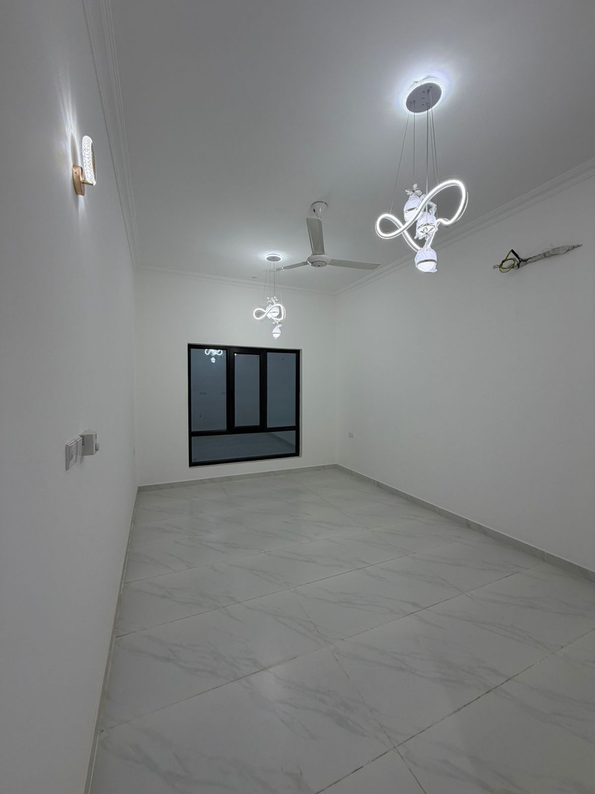 ویلای ۵ خوابه برای فروش در العذیبه | OMR 125,000 | Tamlik Oman thumbnail 2