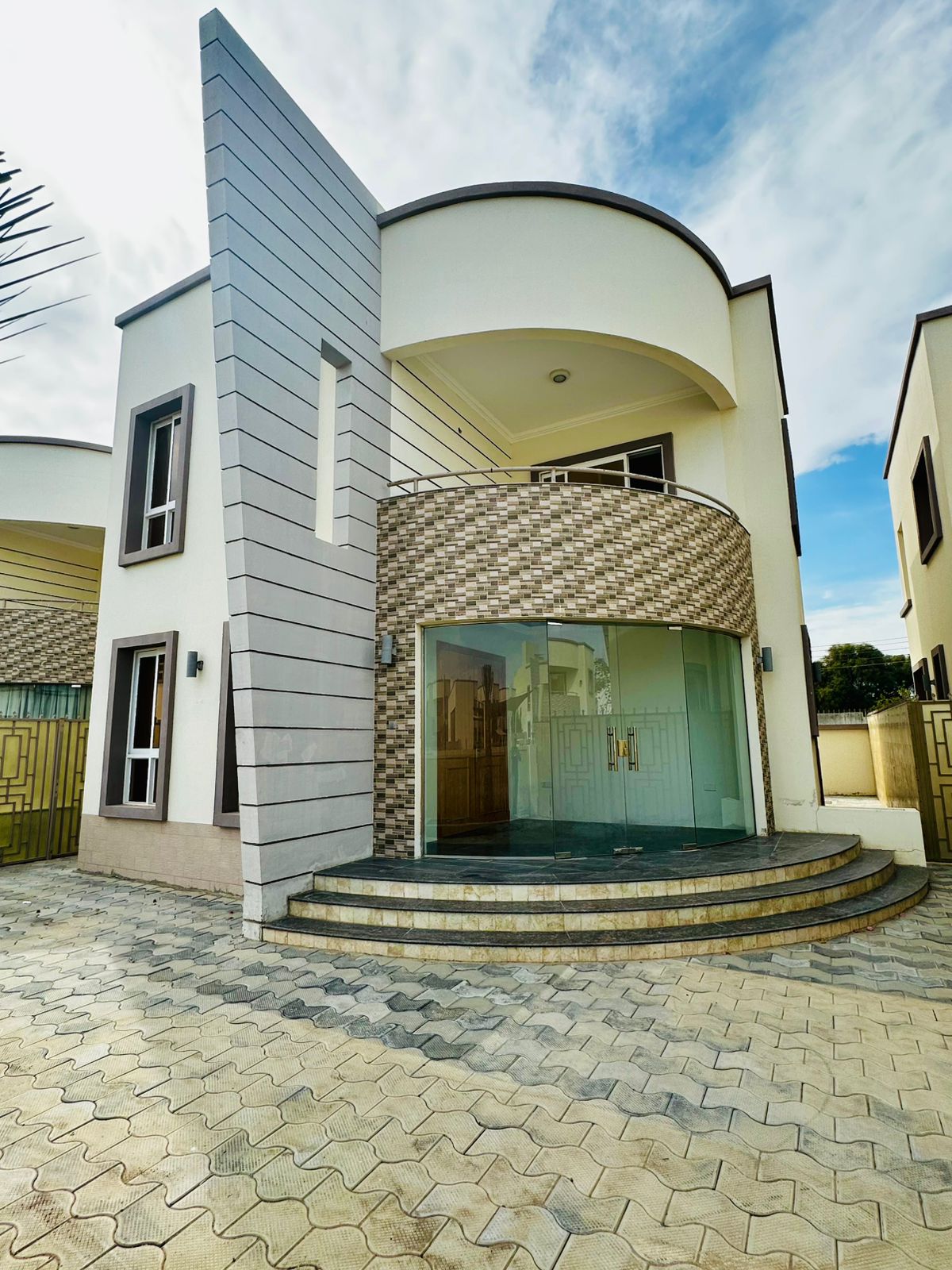 فيلا 4 غرف نوم للإيجار في شمال الحيل | ر.ع. 475/شهريًا | Tamlik Oman thumbnail 2