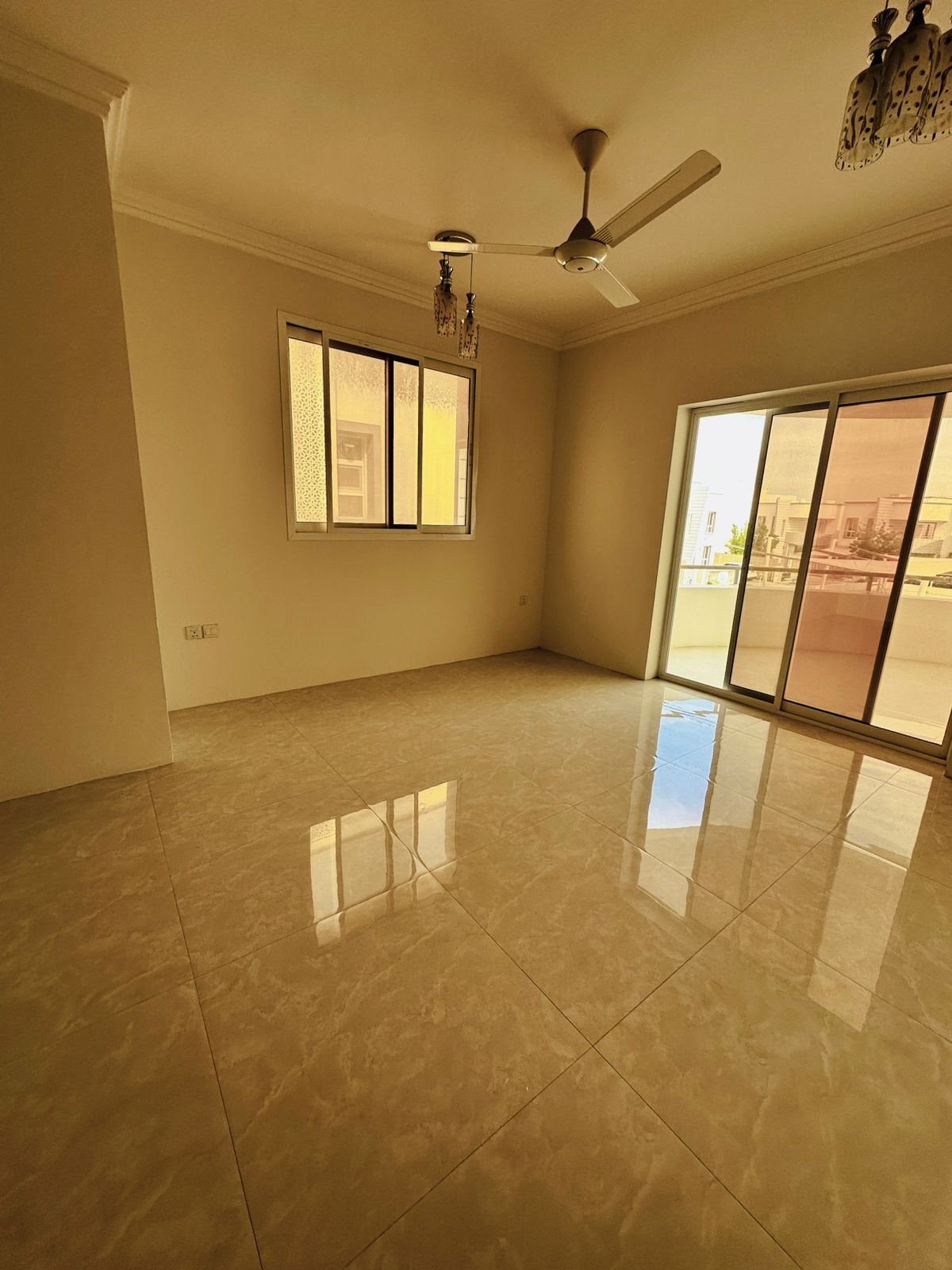 فيلا 4 غرف نوم للإيجار في شمال الحيل | ر.ع. 475/شهريًا | Tamlik Oman thumbnail 8