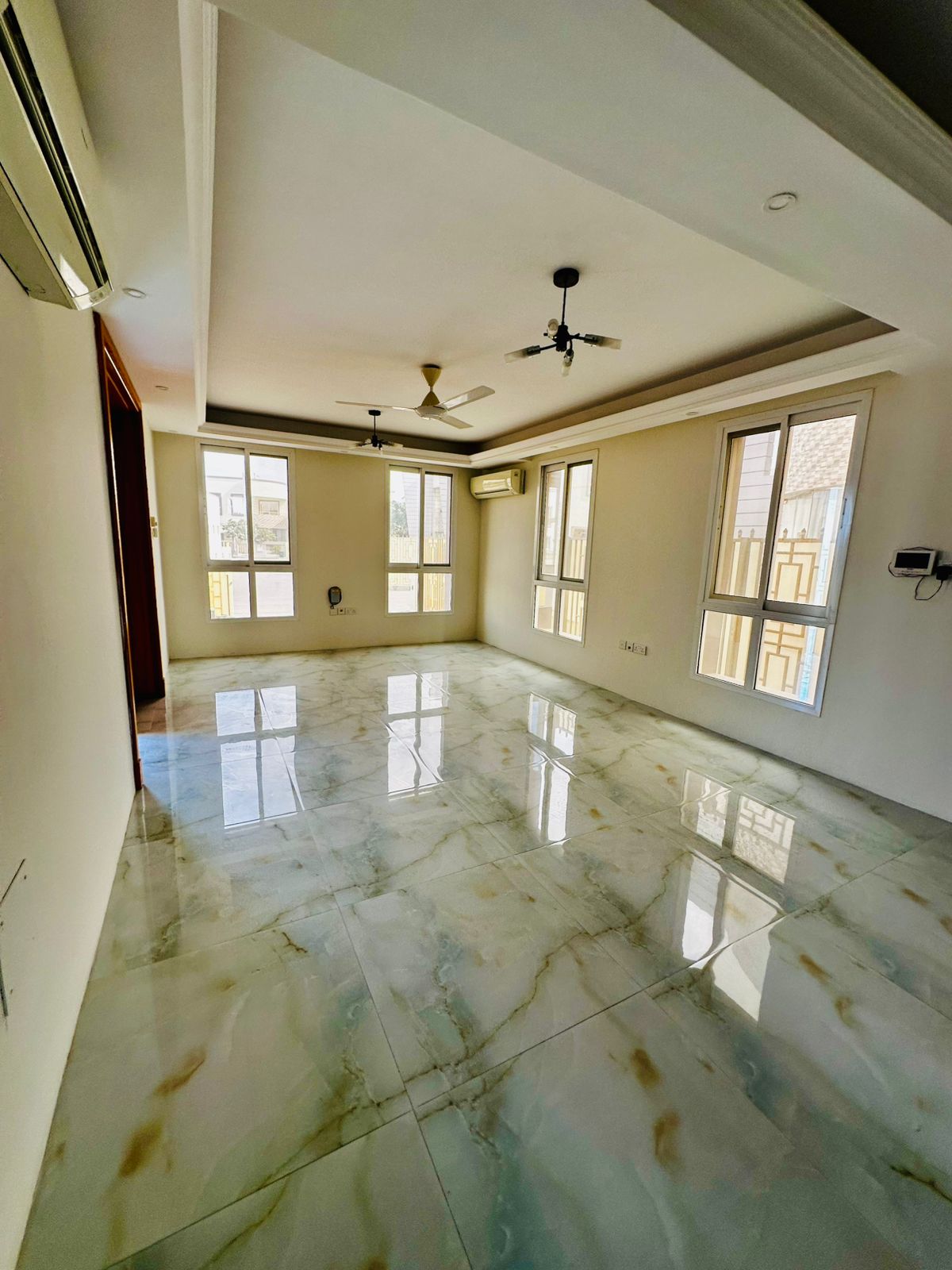 فيلا 4 غرف نوم للإيجار في شمال الحيل | ر.ع. 475/شهريًا | Tamlik Oman thumbnail 5