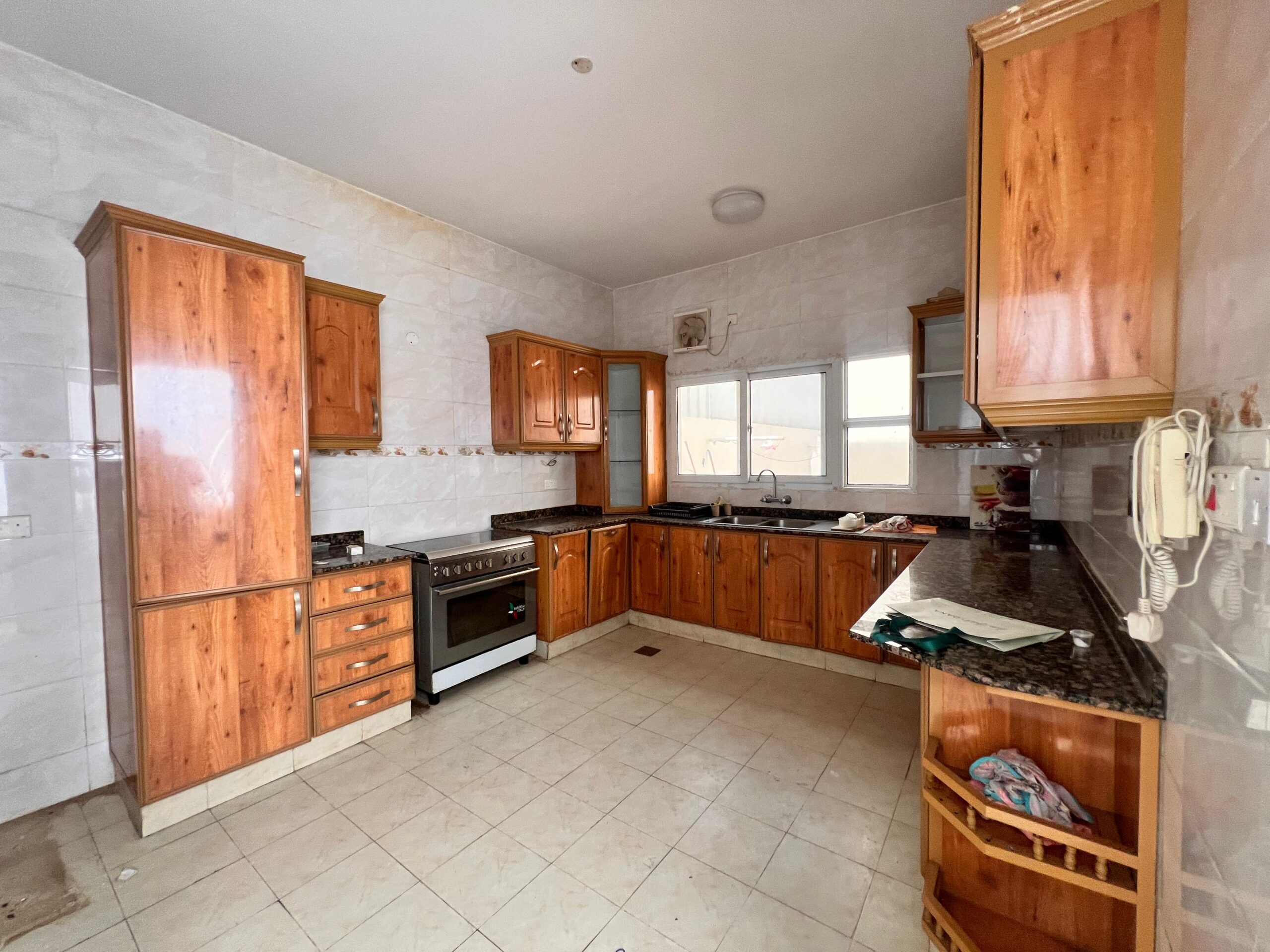 3-Bed Villa for Rent in Al Amerat | OMR 475/mo | Tamlik Oman thumbnail 8