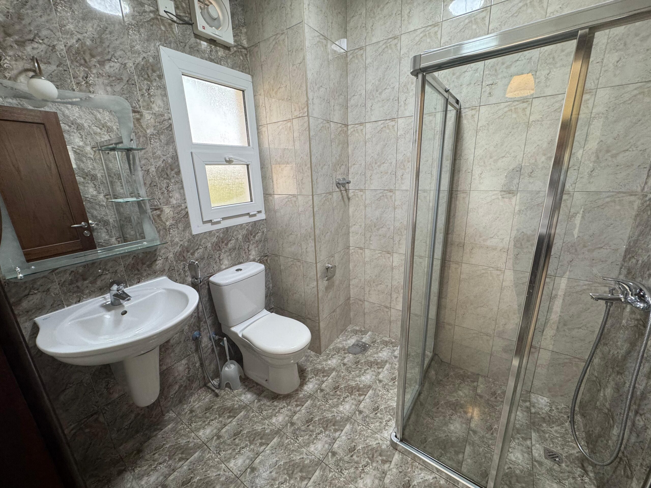 آپارتمان ۲ خوابه اجاره‌ای در العذیبه | OMR 450/ماه | Tamlik Oman thumbnail 6