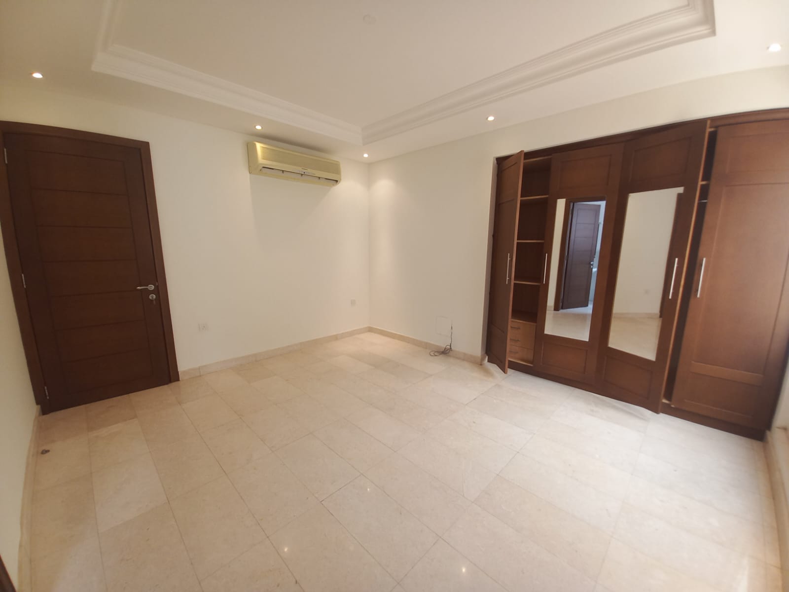 Вилла на 4 спальни в аренду в Аль-Бошр | OMR 550/мес | Tamlik Oman thumbnail 6