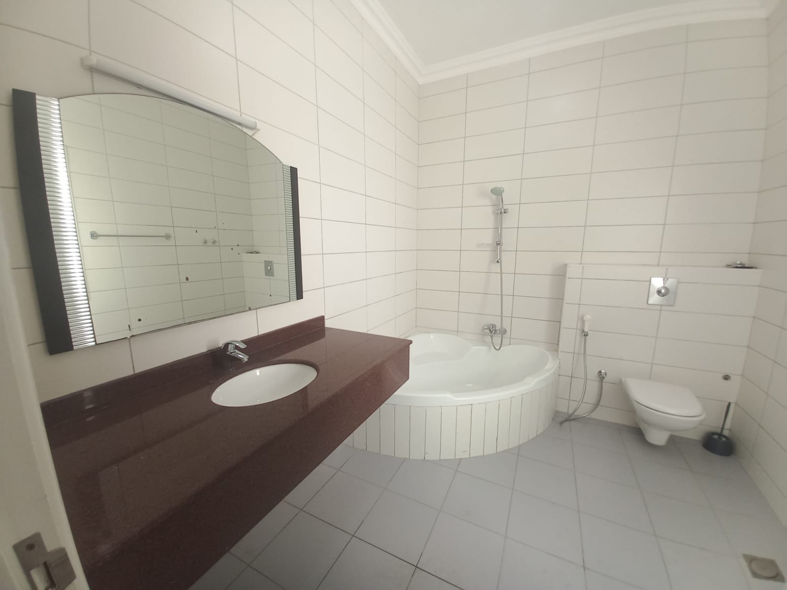 5-Спальная вилла на продажу в Аль-Узайба | OMR 150 000 | Tamlik Oman thumbnail 4