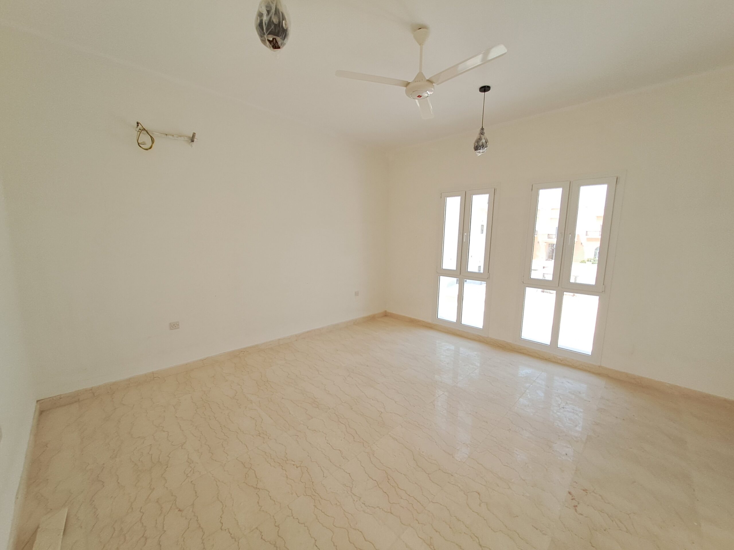 ویلای ۴ خوابه فروشي در الخود | OMR 270,000 | Tamlik Oman thumbnail 7