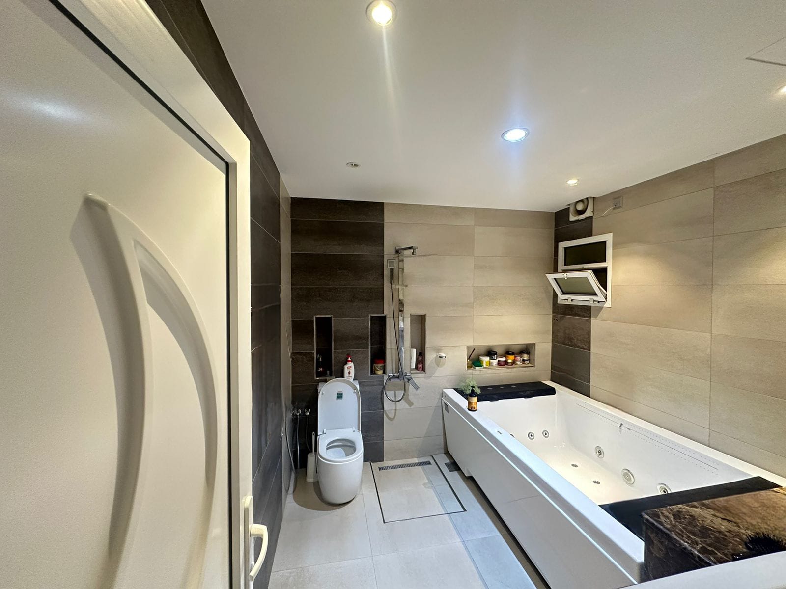 4-Bed Вилла на продажу в Аль-Мабиля | OMR 107,000 | Tamlik Oman thumbnail 2