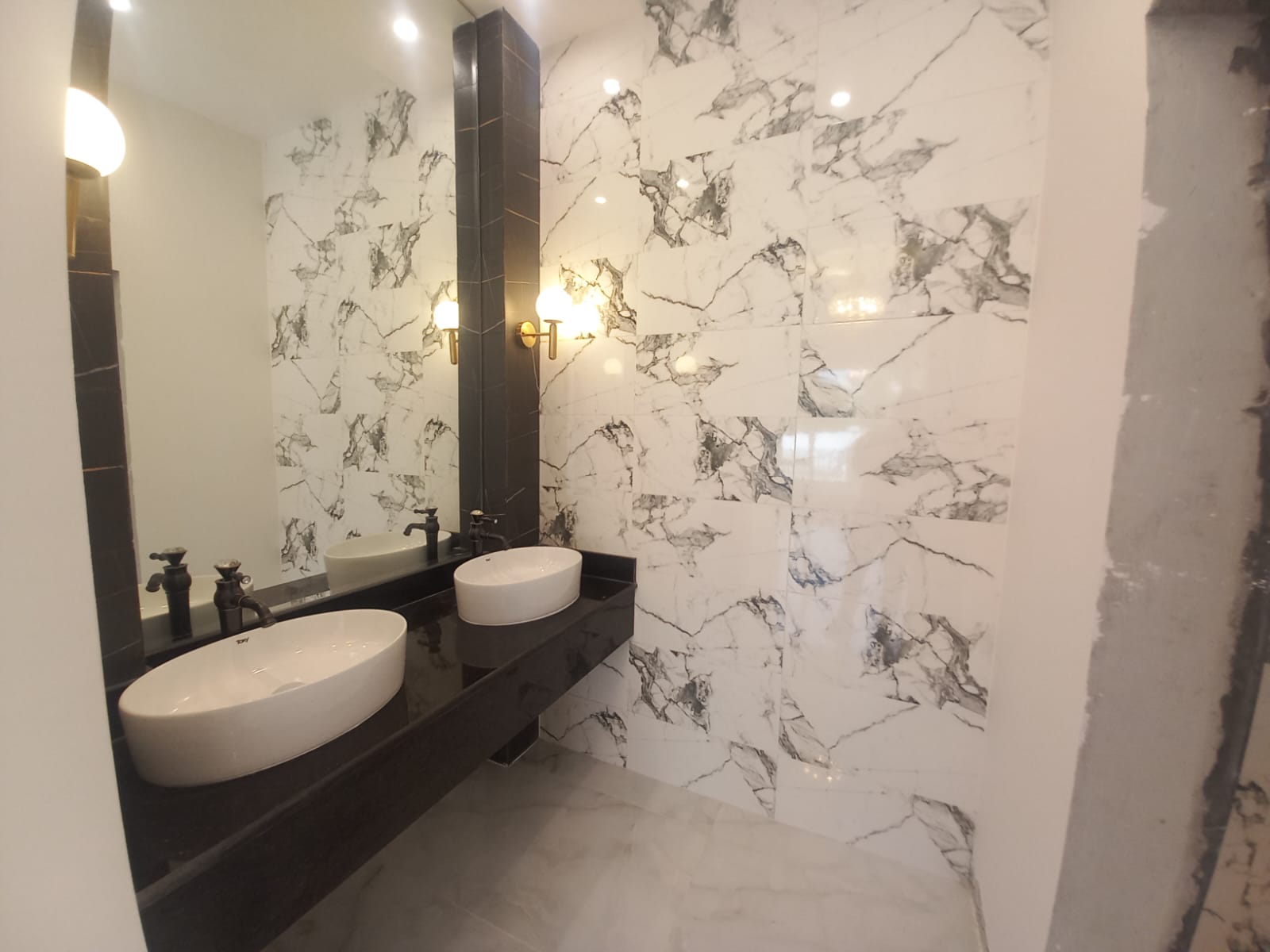 6-комнатная вилла на продажу в Аль-Хоудхе | OMR 160 000 | Tamlik Oman thumbnail 12