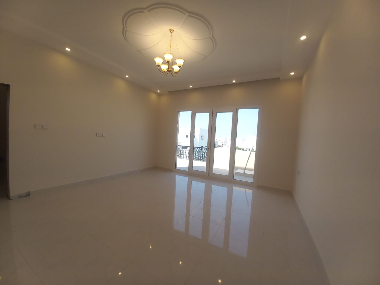 6-комнатная вилла на продажу в Аль-Хоудхе | OMR 160 000 | Tamlik Oman thumbnail 8