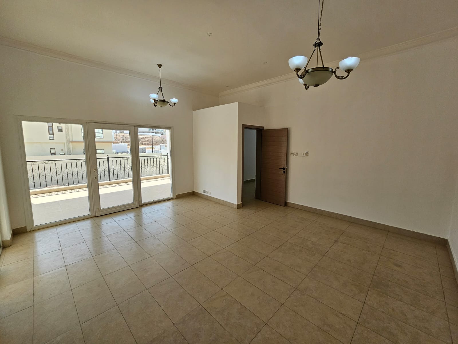 فروش ویلای 5 خوابه در بوشهر | OMR 165,000 | Tamlik Oman thumbnail 8