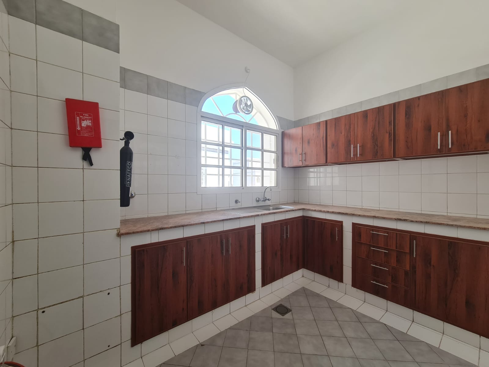 آپارتمان 2 خوابه برای اجاره در القرم | OMR 250/ماه | Tamlik Oman thumbnail 5