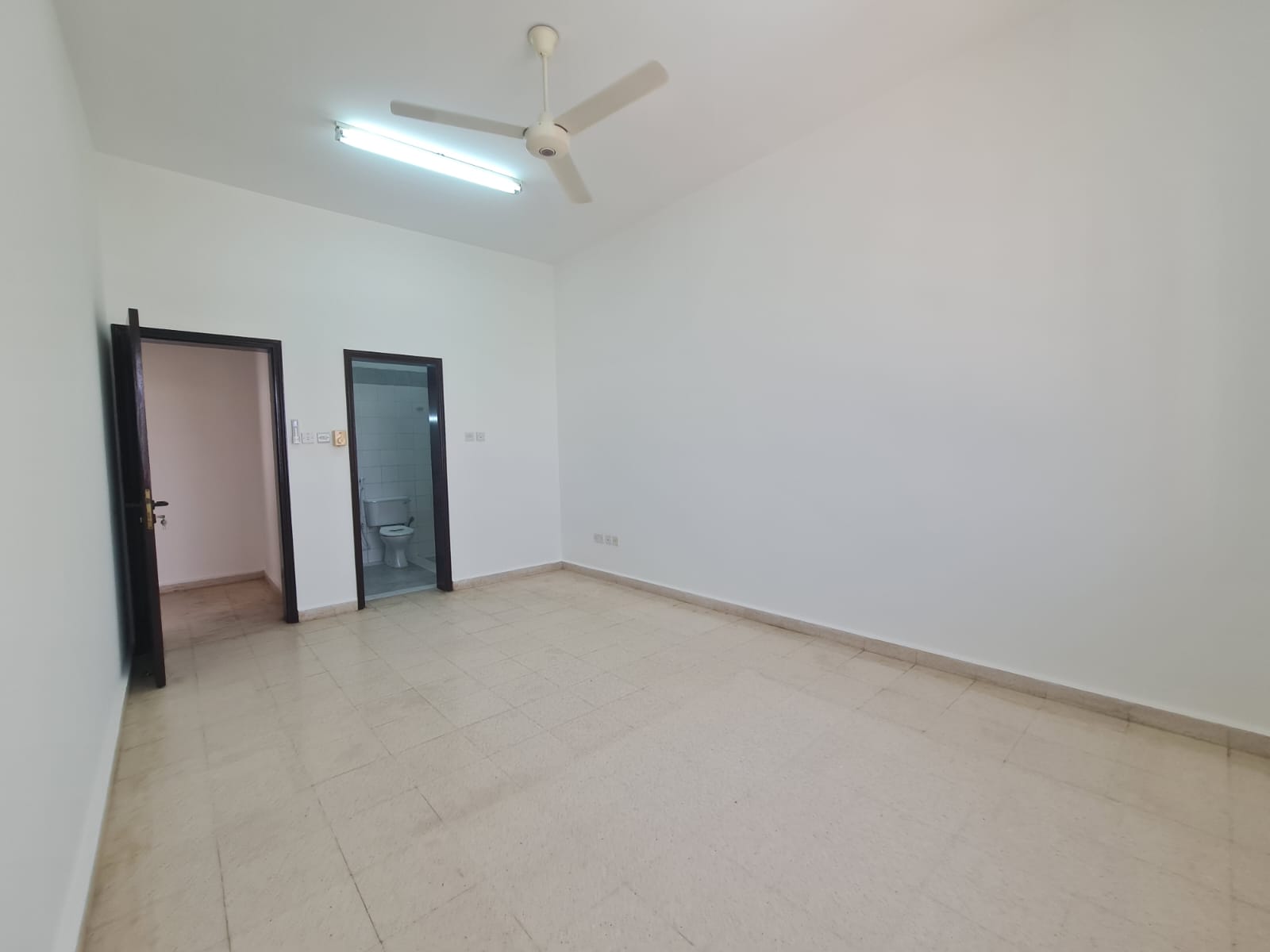 آپارتمان 2 خوابه برای اجاره در القرم | OMR 250/ماه | Tamlik Oman thumbnail 2