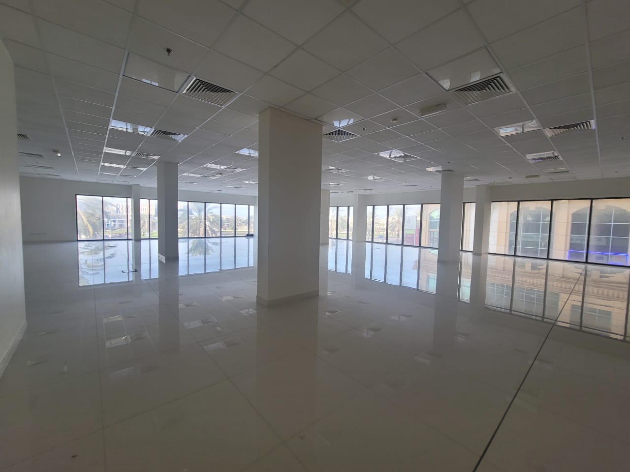 Al Khuwair 出租商鋪 | 400m² | OMR 3,200/mo | Tamlik Oman thumbnail 3