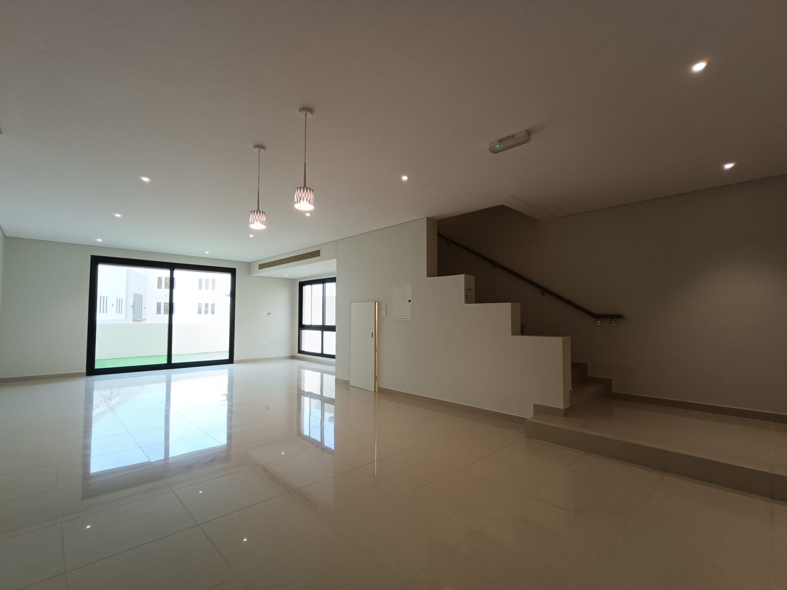 3-Bed Таунхаус в аренду в Башре | OMR 775/мес | Tamlik Oman thumbnail 2