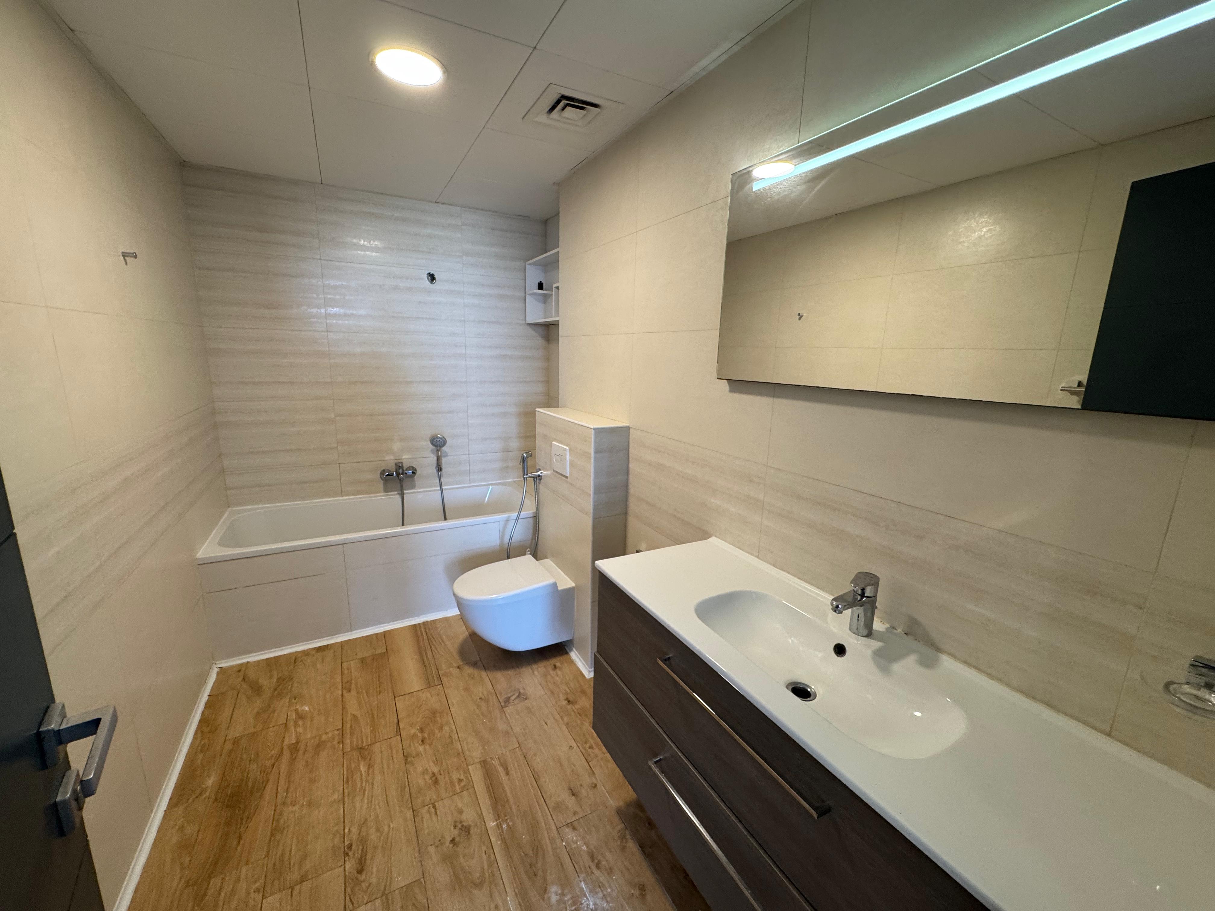 شقة 2 غرفة نوم للإيجار في مسقط هيلز | ر.ع. 450/شهريًا | تمليك عُمان thumbnail 2