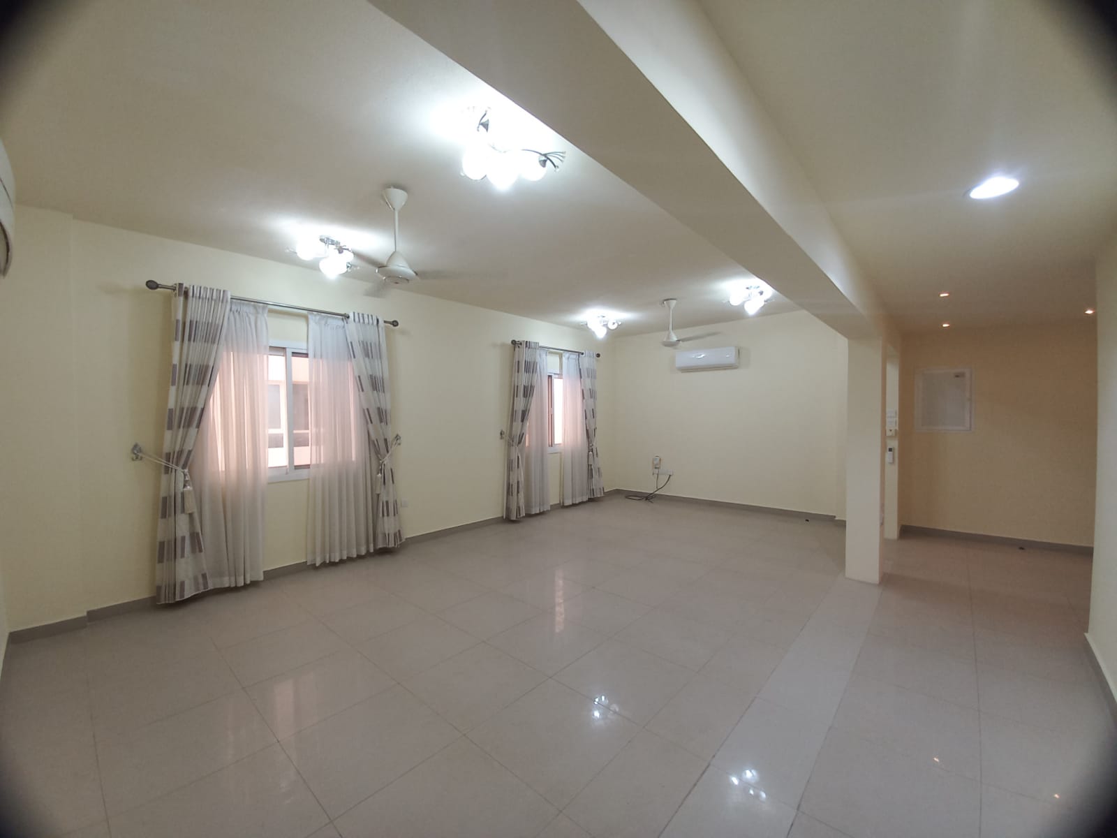 آپارتمان 2 خوابه برای اجاره در القرم 18 | OMR 350/mo | Tamlik Oman thumbnail 3