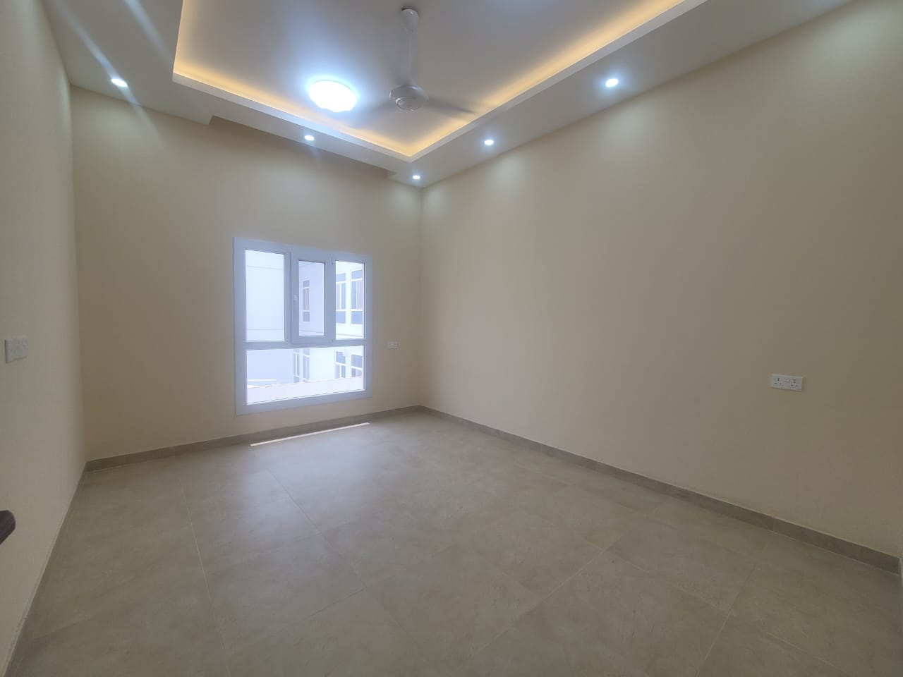 ویلای 6 خوابه فروشي در المعبیلة | OMR 74,000 | Tamlik Oman thumbnail 12